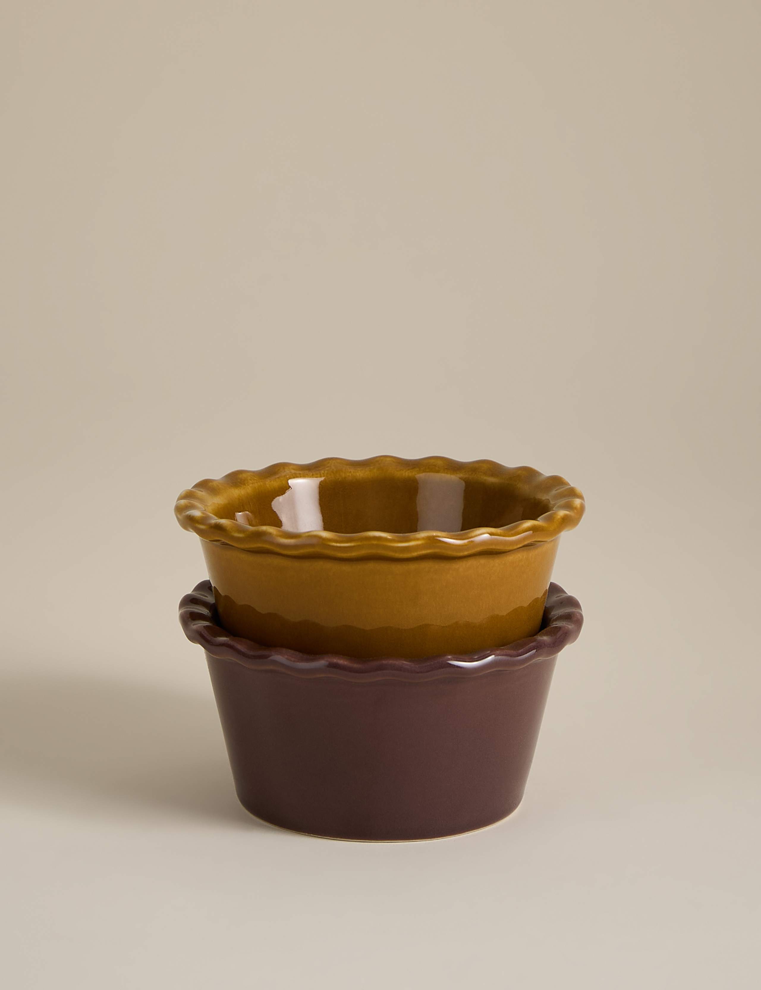 Set of 2 Individual Pie Dishes 2 of 5