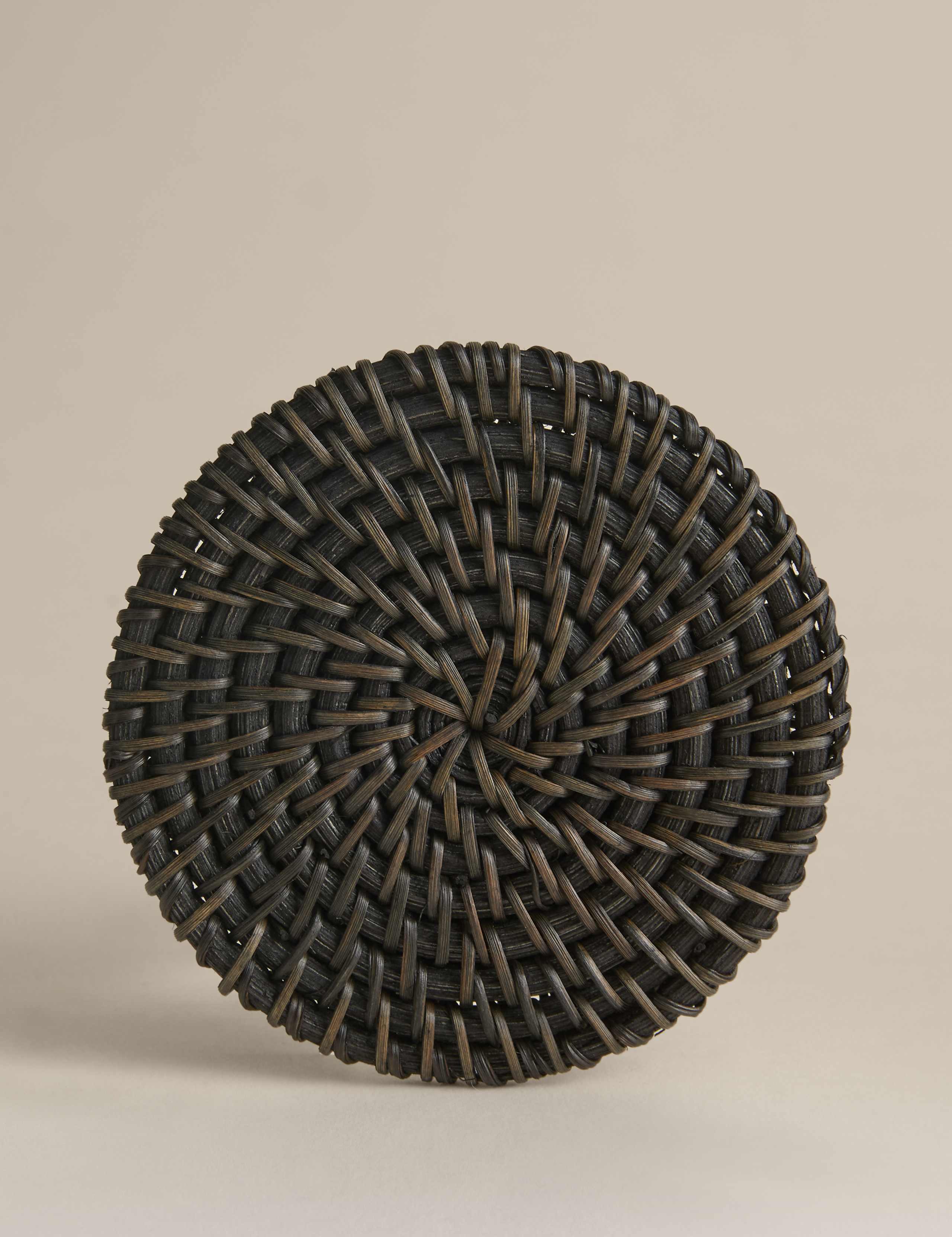 Set of 4 Rattan Oval Coasters with Holder 2 of 4