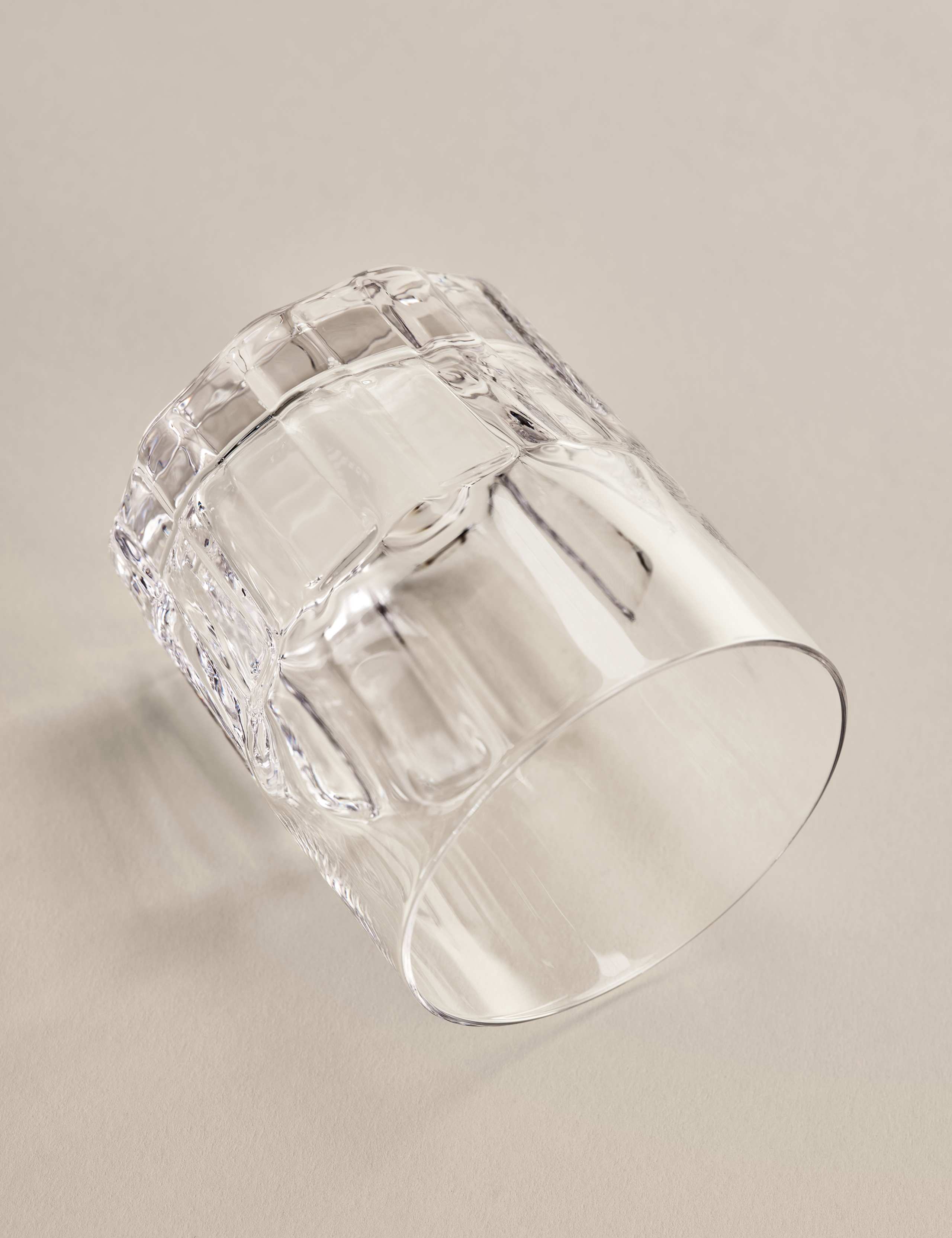 Set of 4 Textured Tumblers 5 of 9