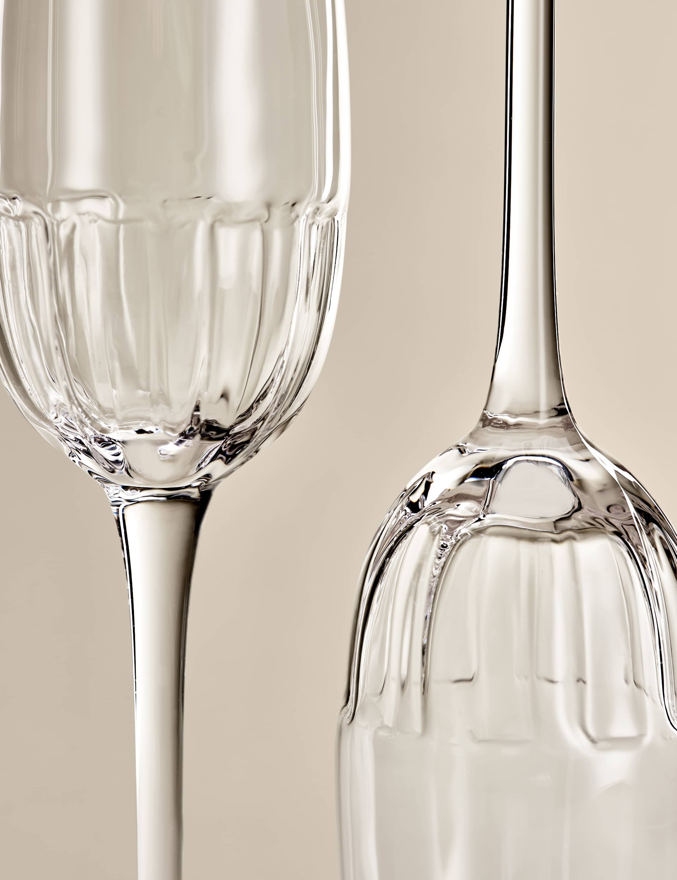 Set of 4 Textured Champagne Flutes 1 of 7