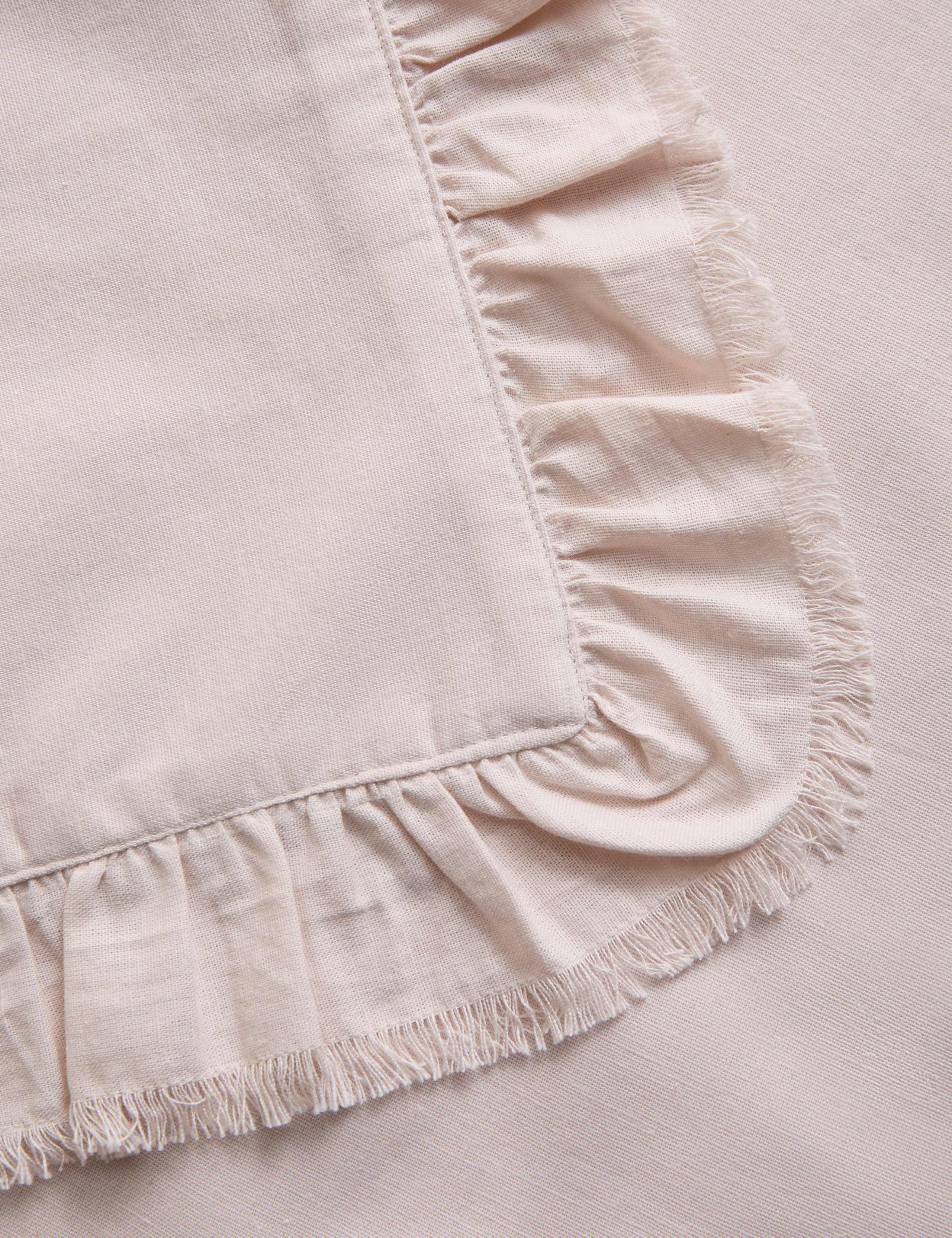 Set of 2 Cotton Rich Ruffle Placements 2 of 5