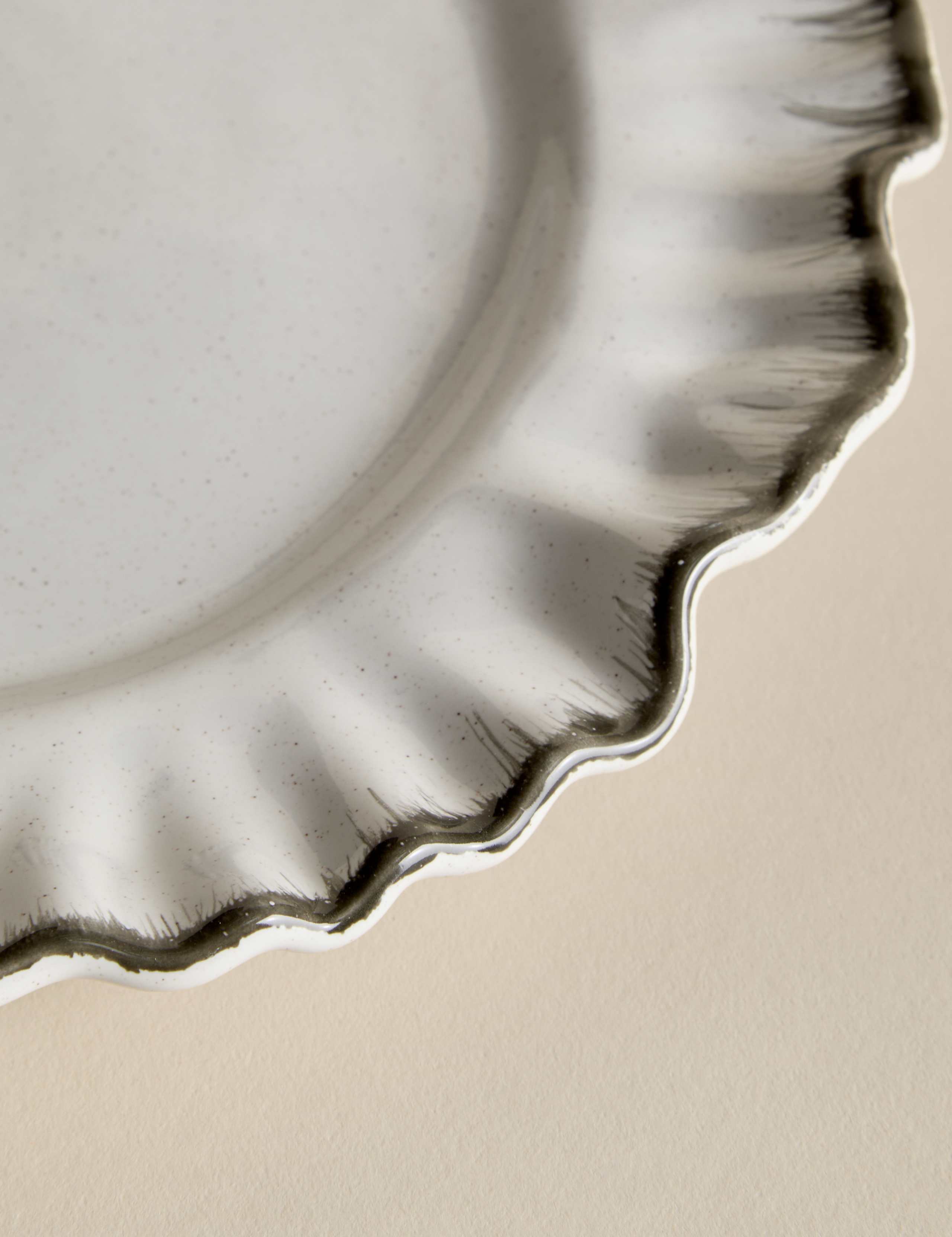 12 Piece Ruffle Dinner Set 4 of 5