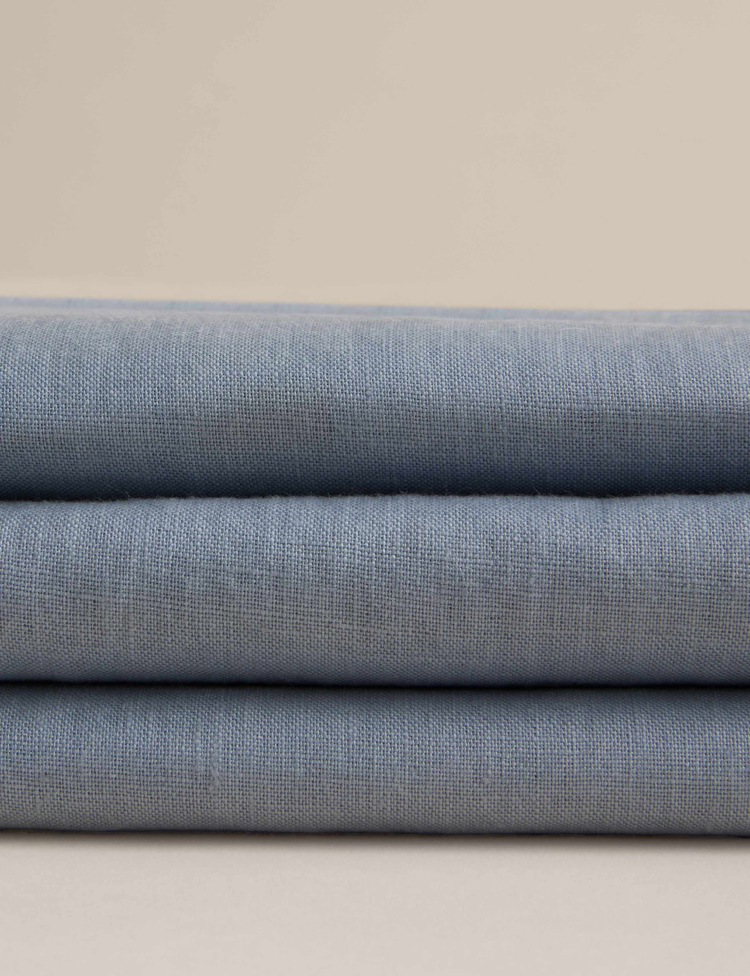 Pure Linen Tablecloth 3 of 4