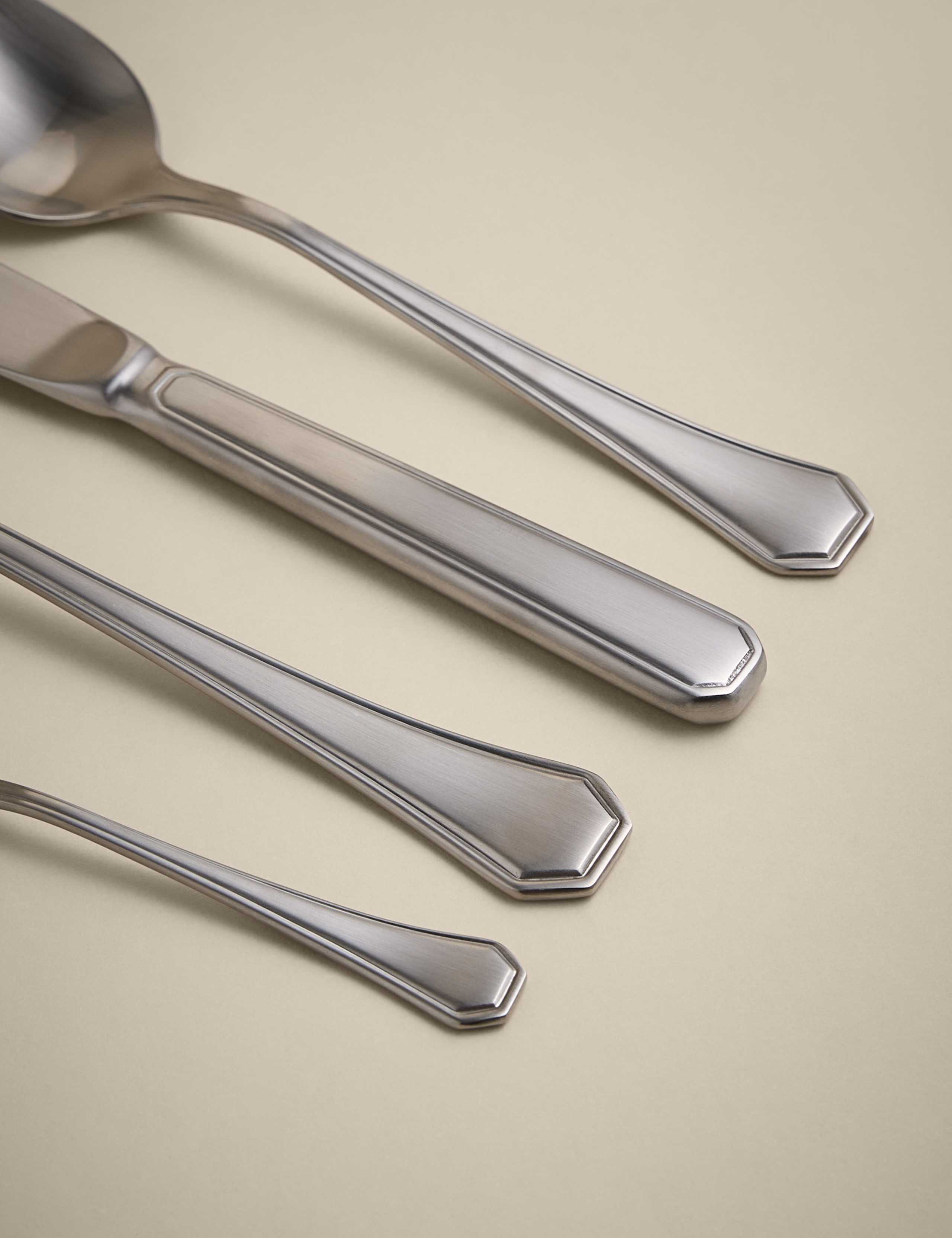 16 Piece Hexagonal End Cutlery Set 3 of 3