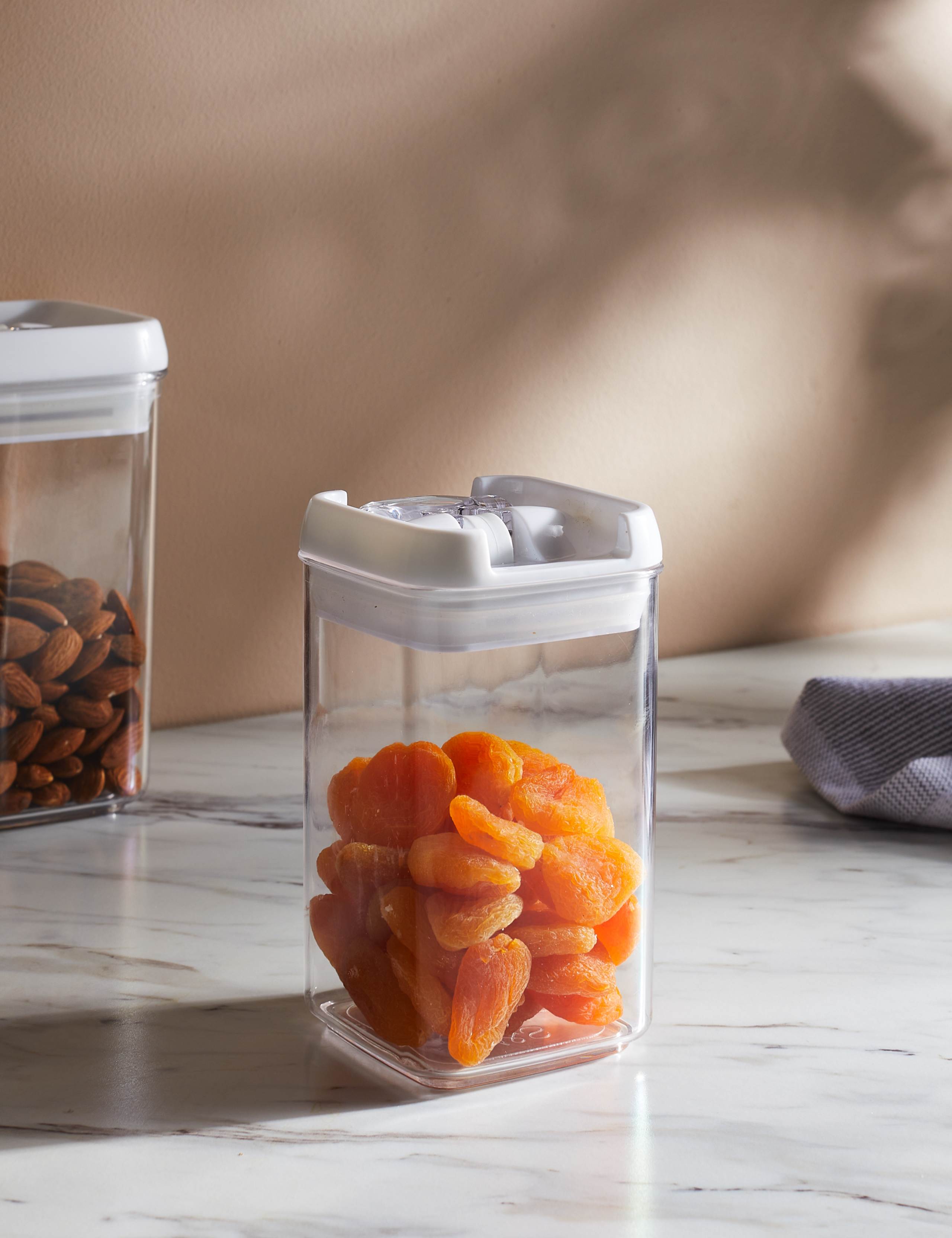 0.4L Rectangular Flip-Tight Food Storage 1 of 2
