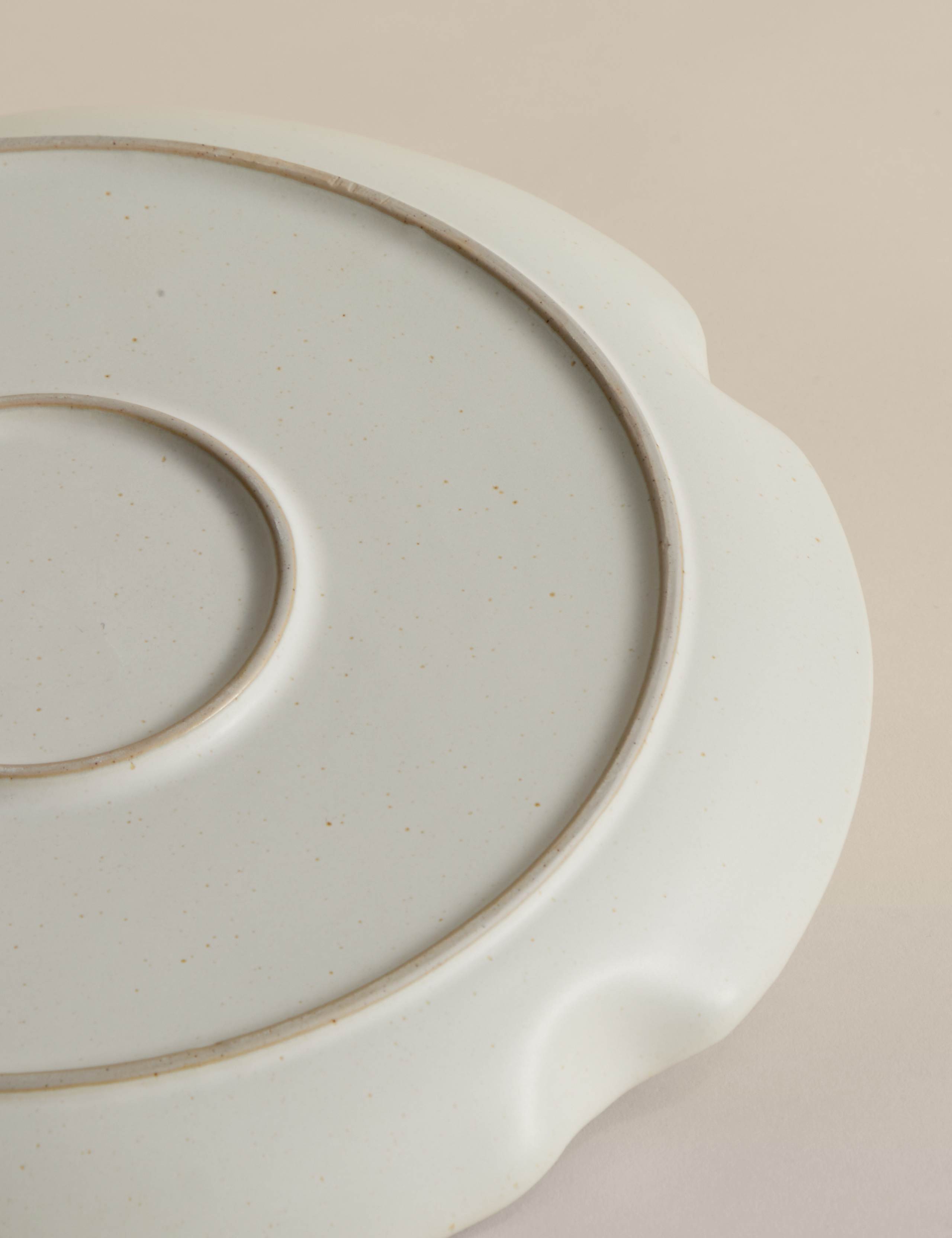 Crimped Scallop Dinner Plate 3 of 4