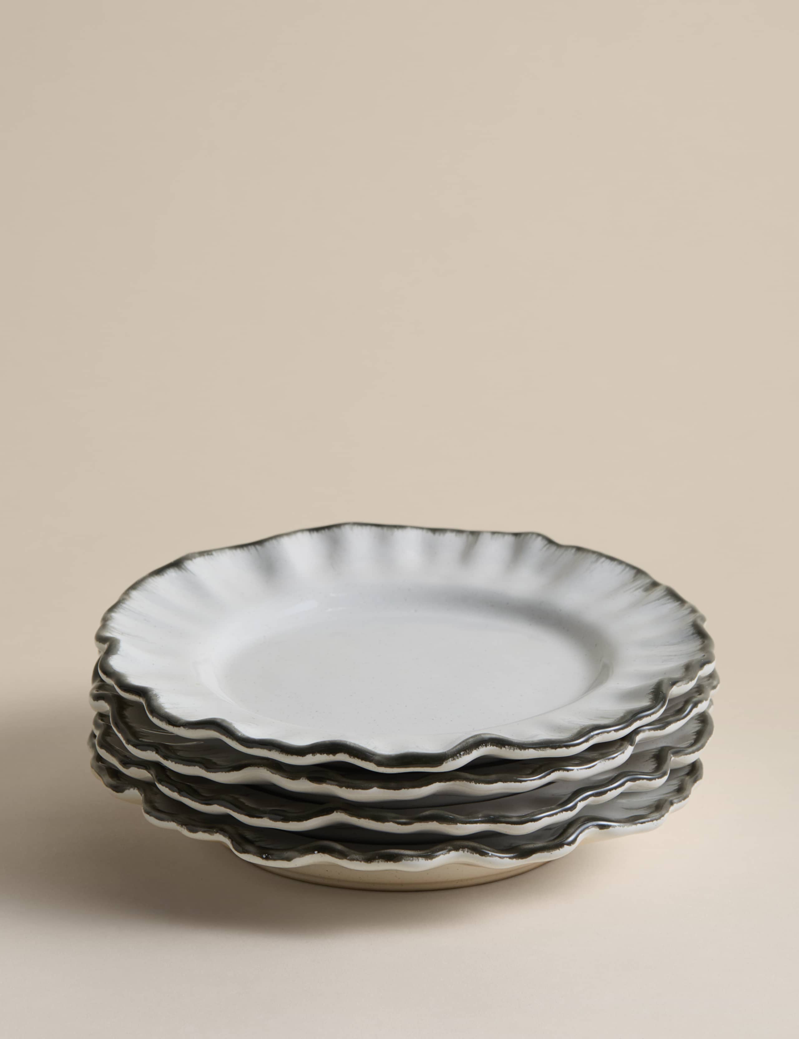 Set of 4 Ruffle Stoneware Side Plates 2 of 4