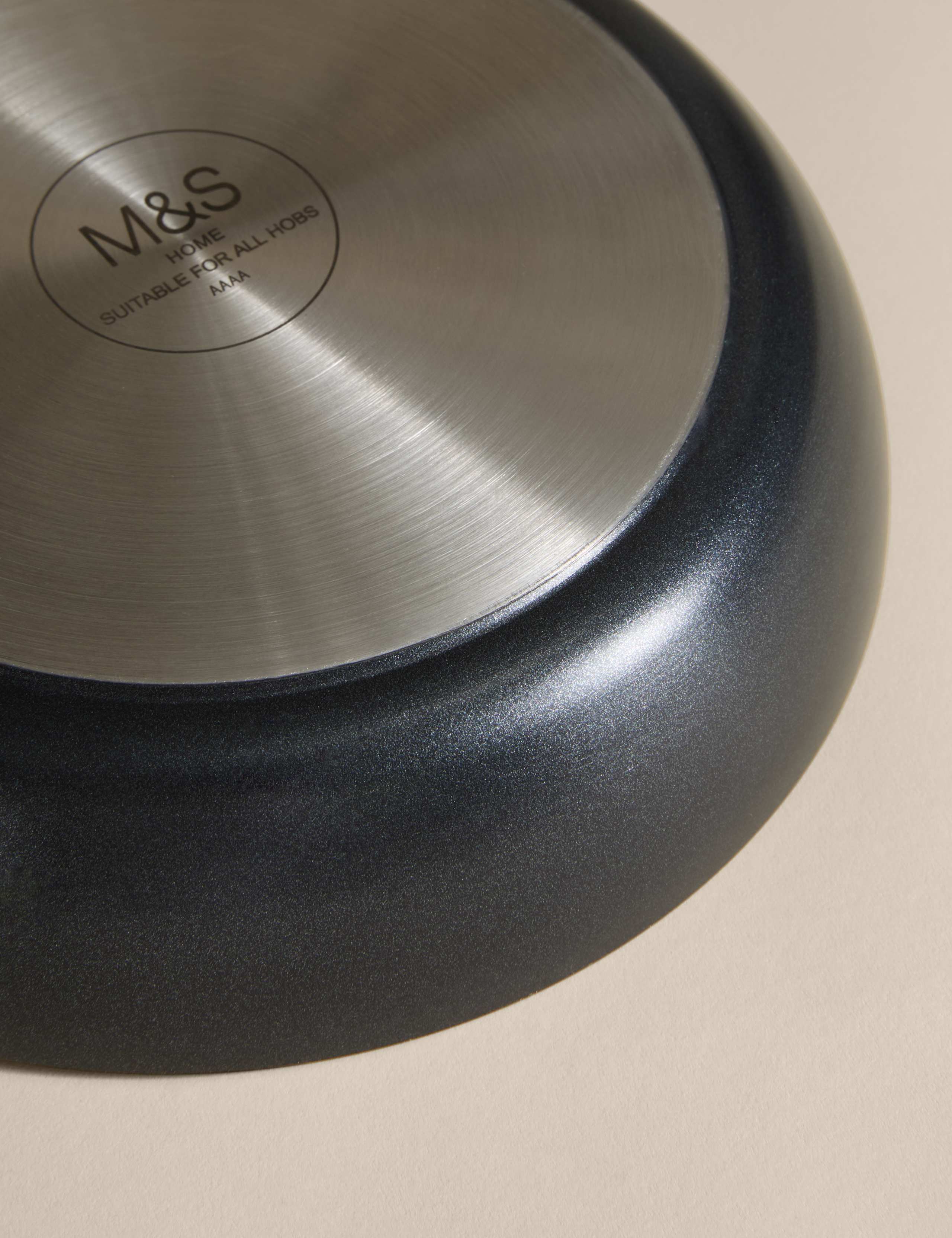 Aluminium 24cm Non Stick Frying Pan 4 of 4