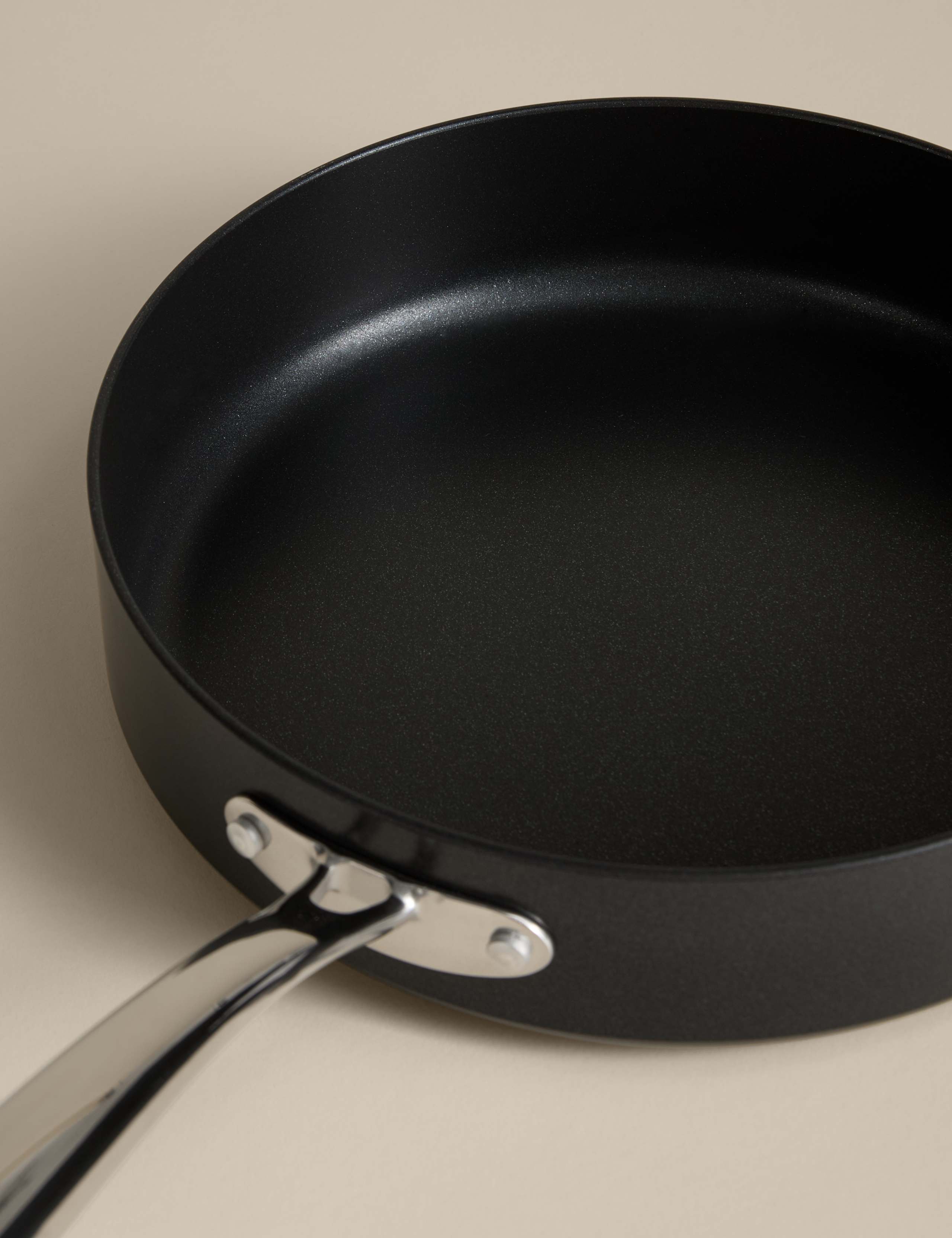 Non Stick Pro 26cm Sauté Pan 2 of 5