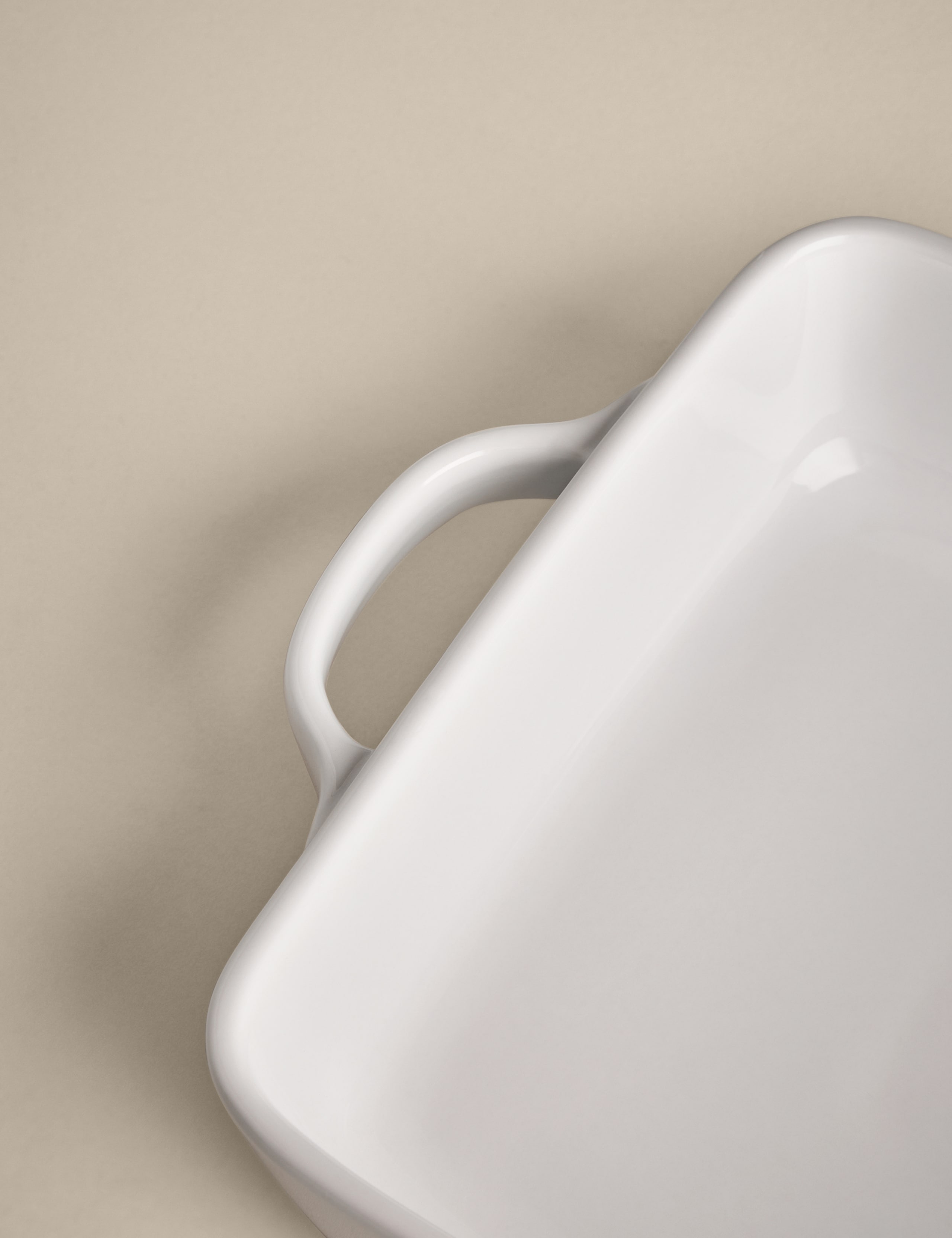 Maxim Porcelain Roaster 3 of 4