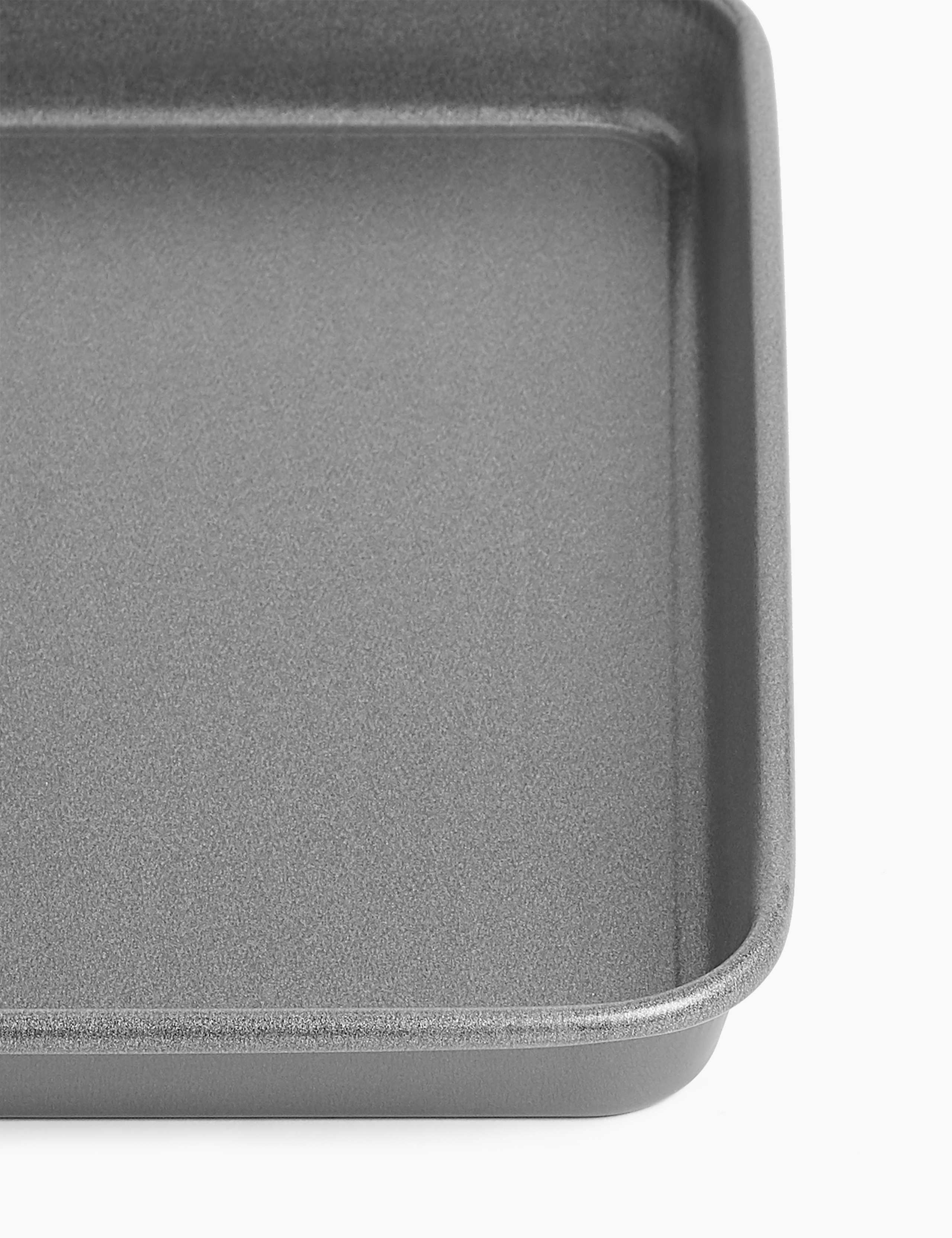 Set of 3 Roasting Trays 5 of 5