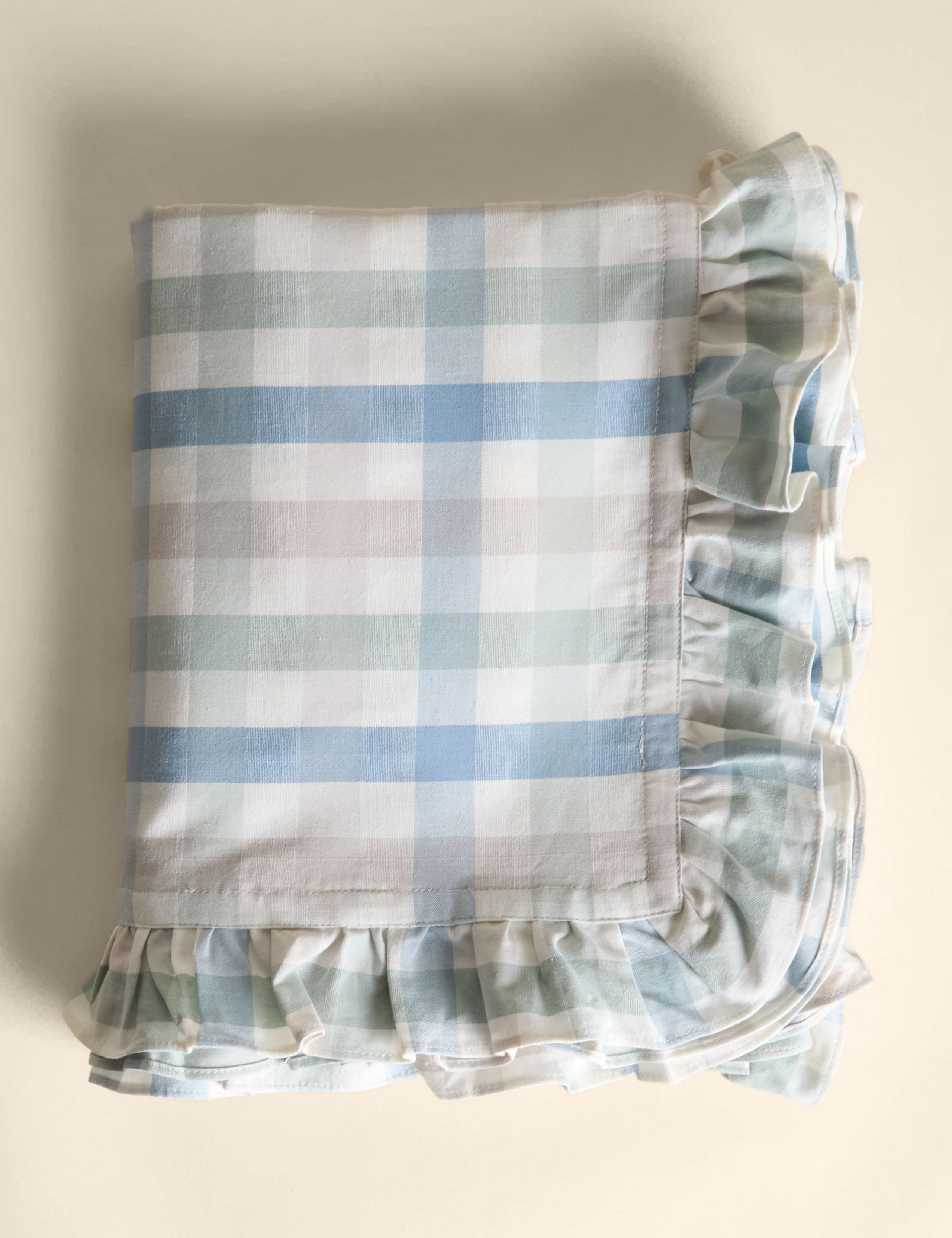 Cotton with Linen Gingham Ruffle Tablecloth 2 of 5