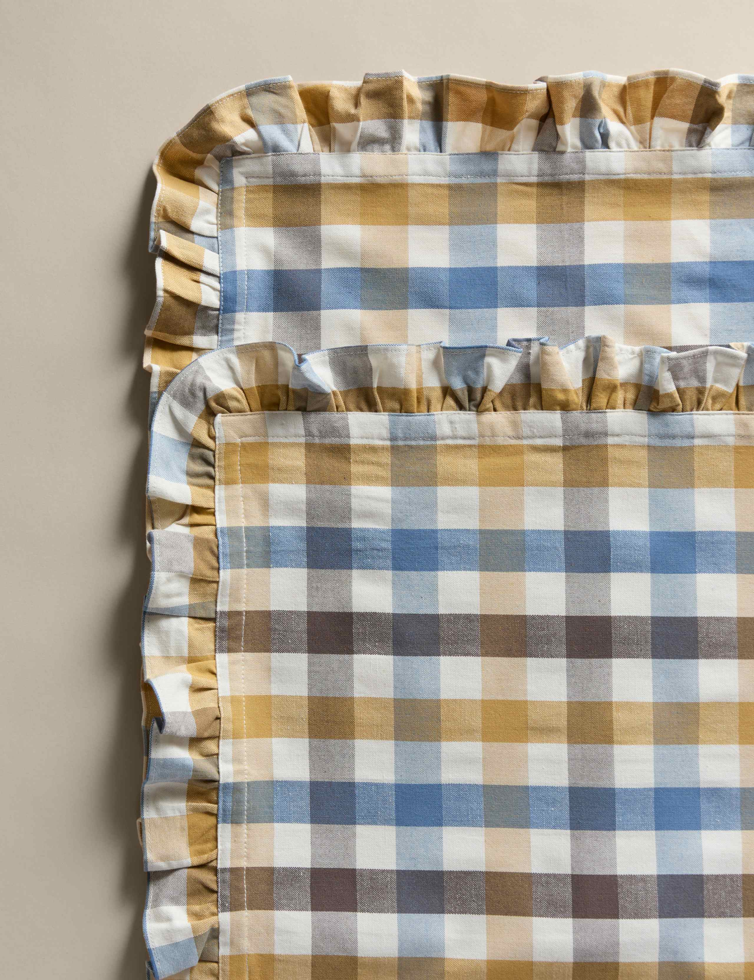 Set of 4 Cotton with Linen Ruffle Gingham Napkins 2 of 4