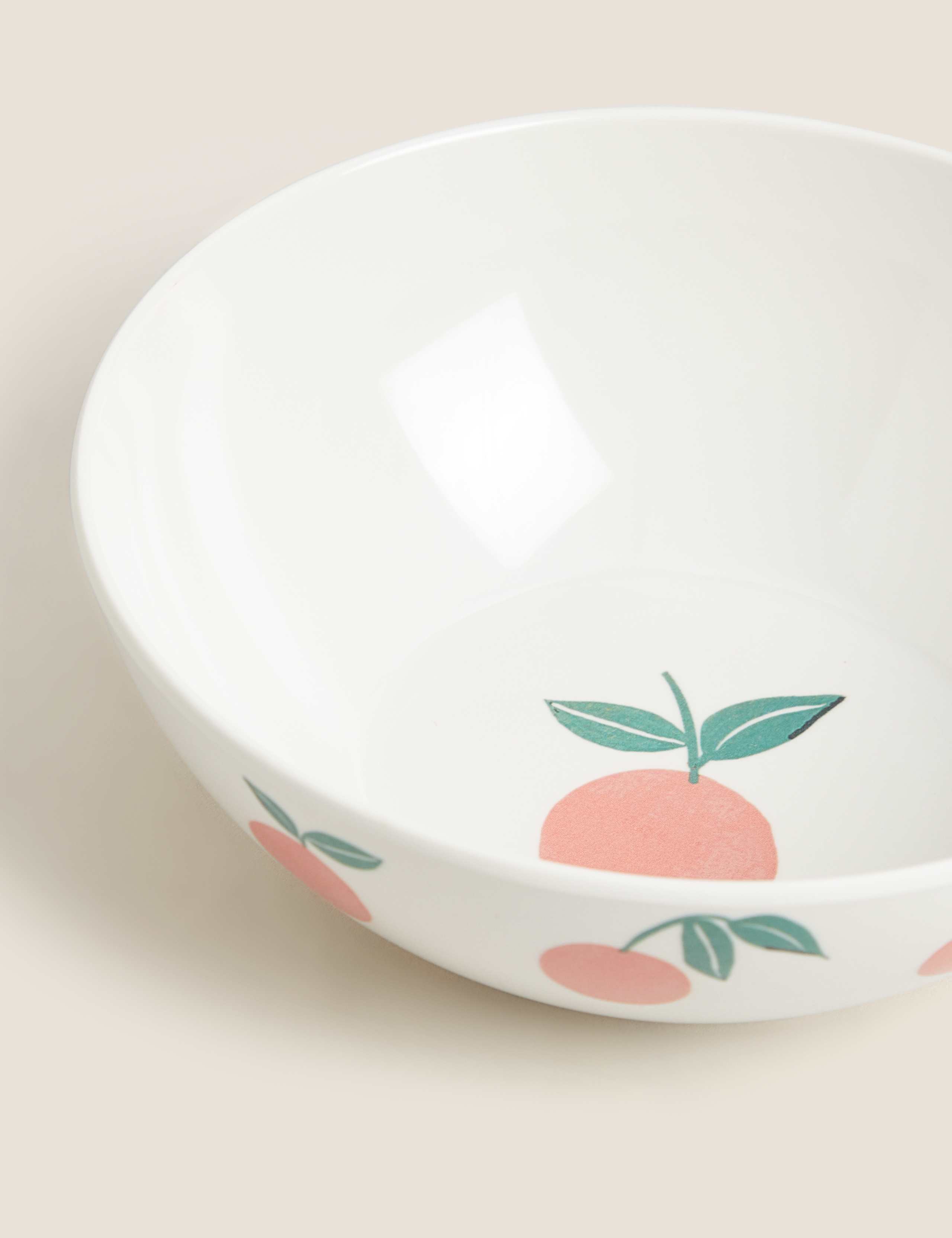 Set of 4 Oranges Picnic Cereal Bowls 5 of 5