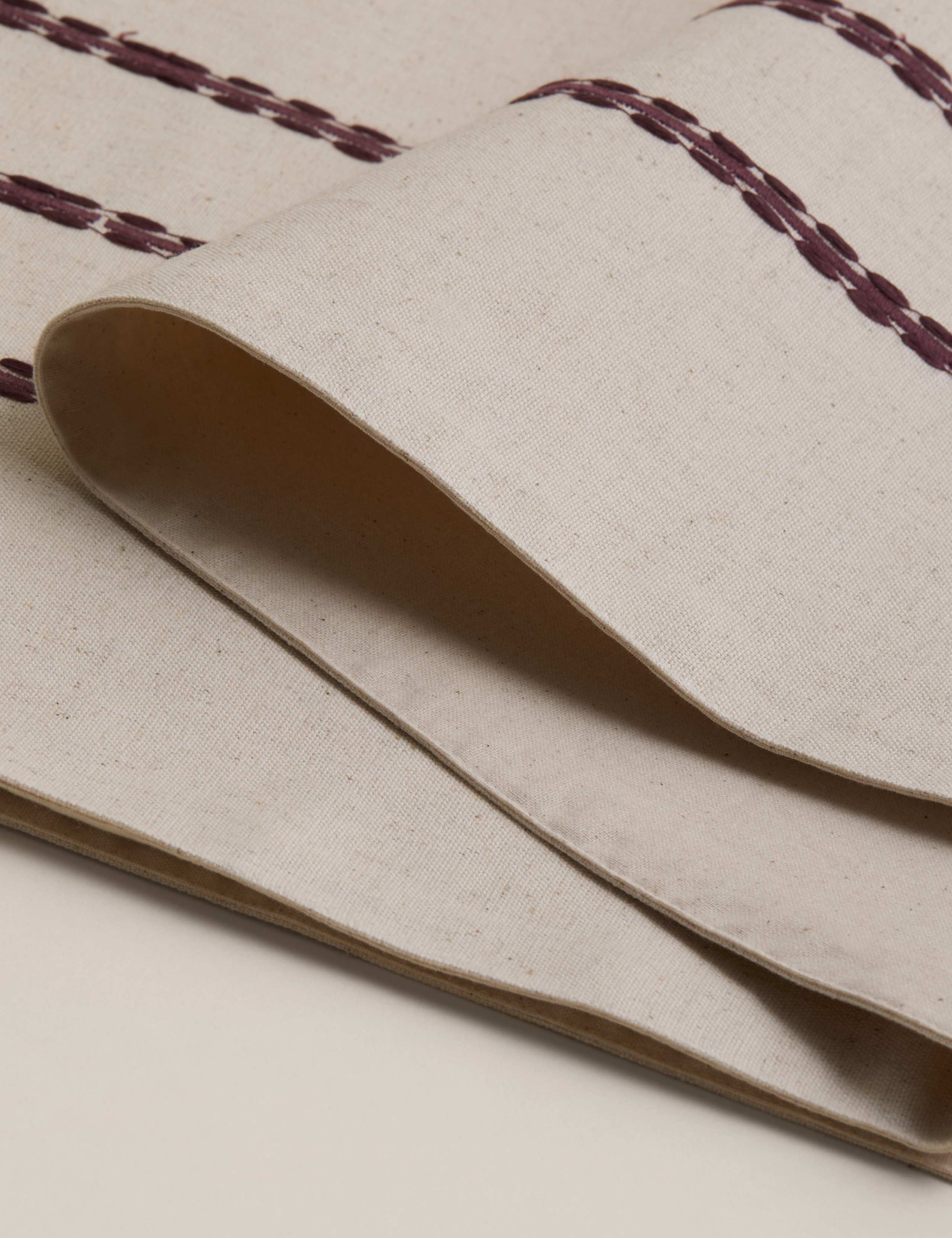 Cotton Rich Striped Table Runner with Linen 2 of 4