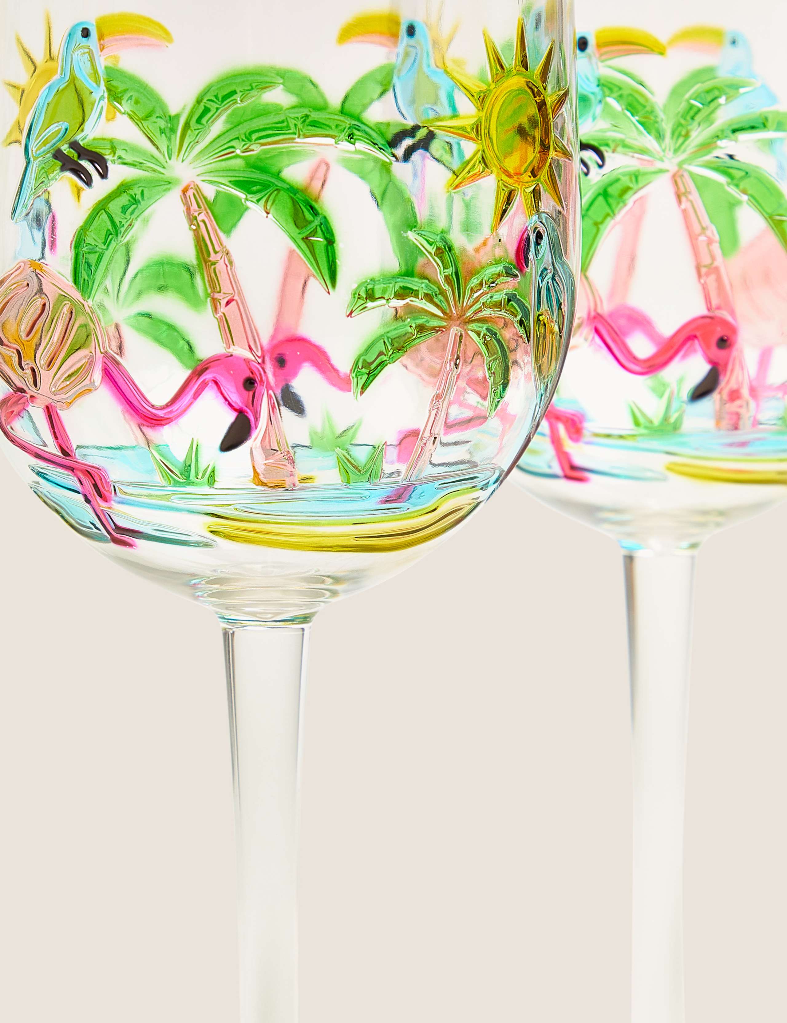 Set of 4 Flamingo Picnic Wine Glasses 3 of 3