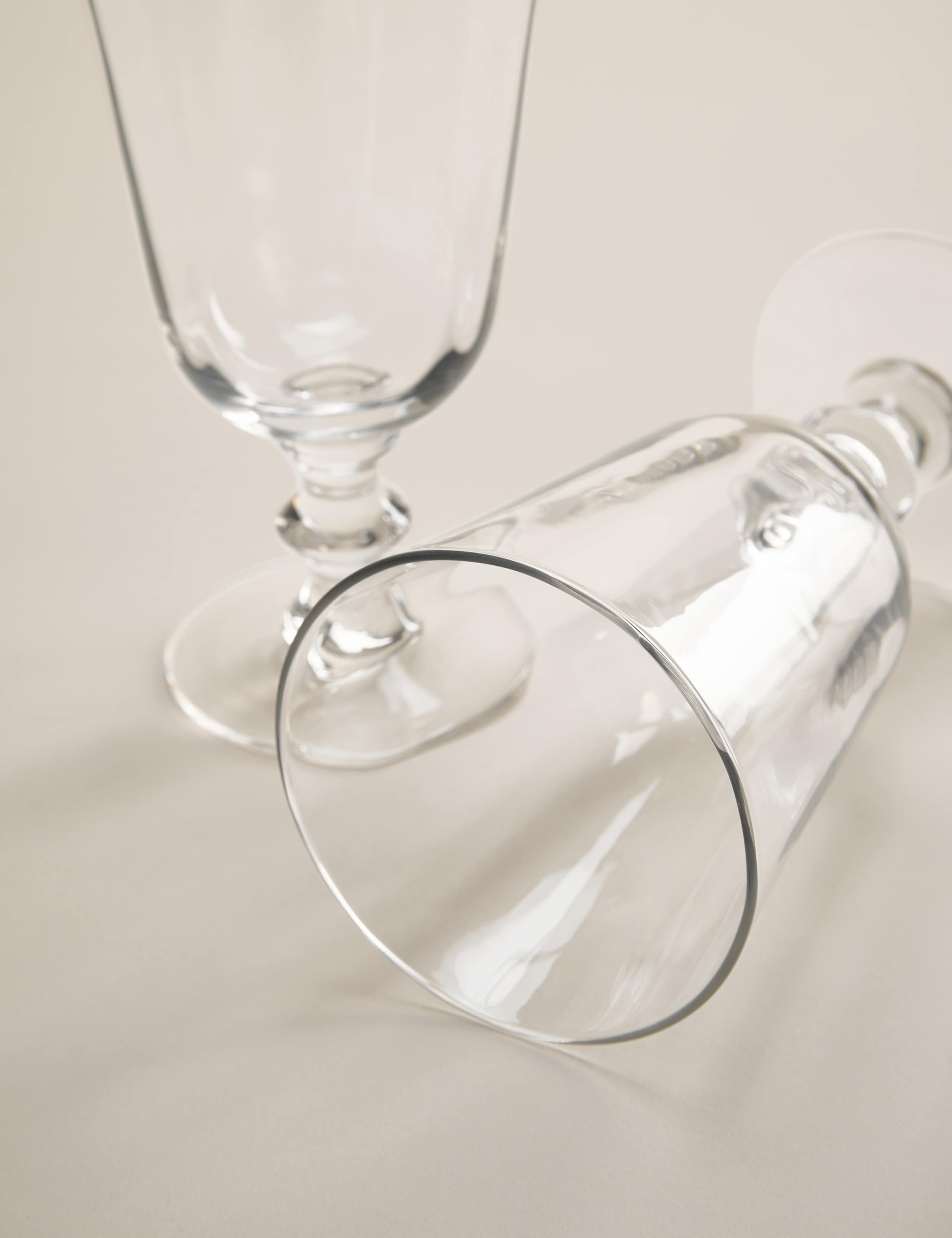 Set of 4 Soda Optic Wine Glasses 5 of 5