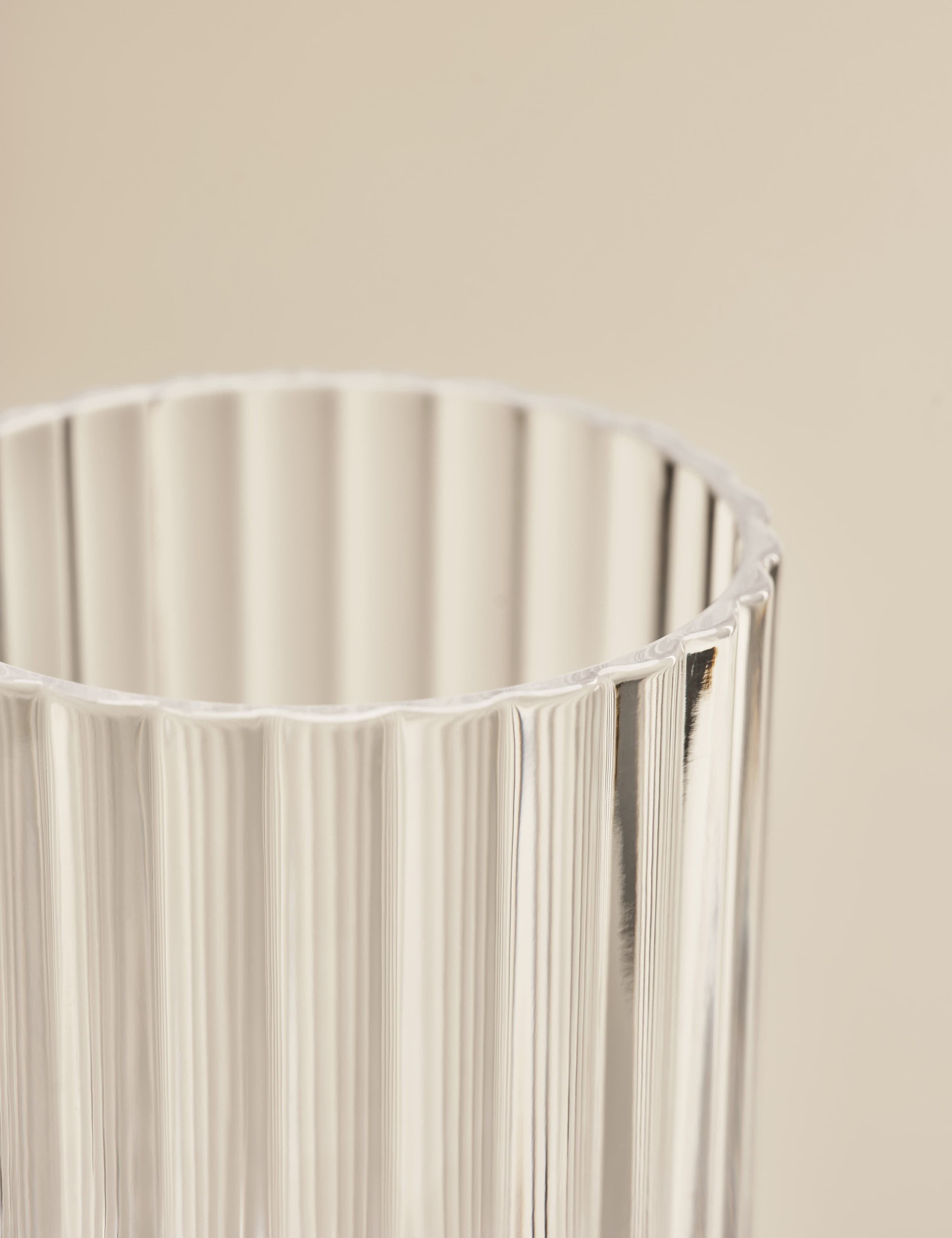 Set of 4 Ribbed Picnic Wine Glasses 3 of 5