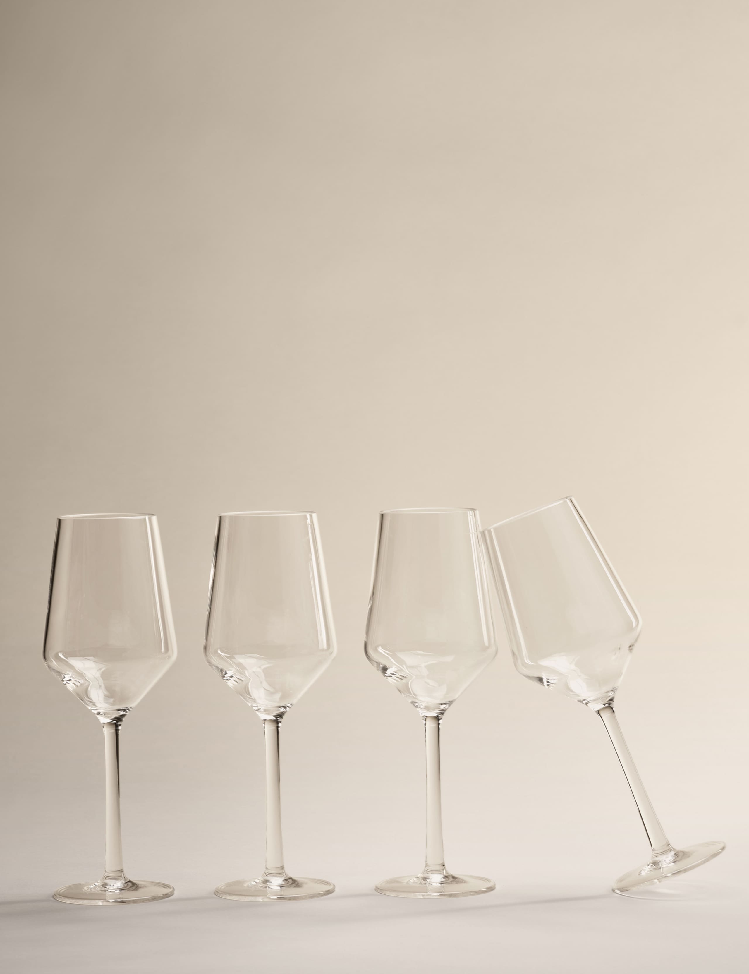 Set of 4 Angular Picnic Wine Glasses 2 of 4