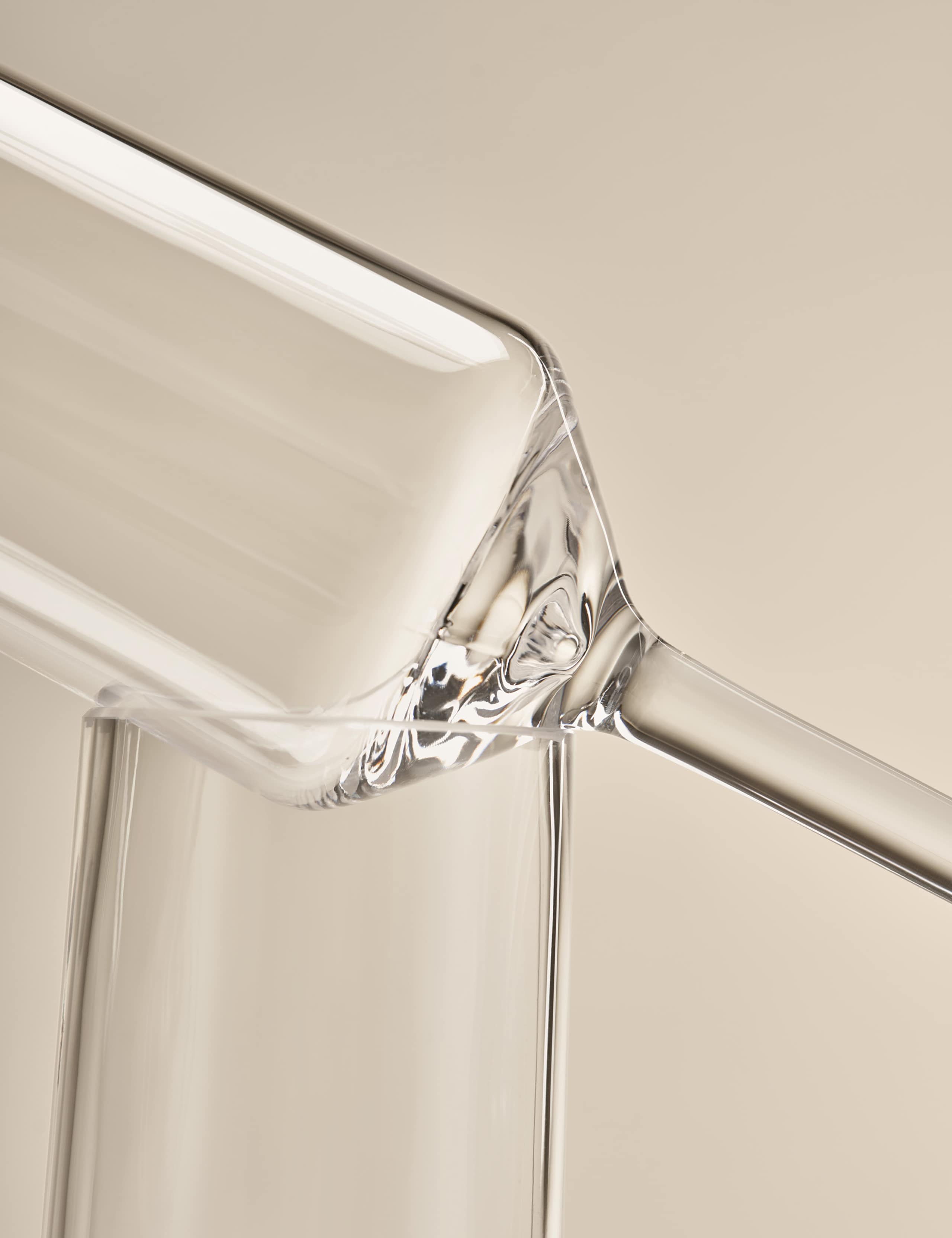 Set of 4 Angular Picnic Champagne Flutes 3 of 3