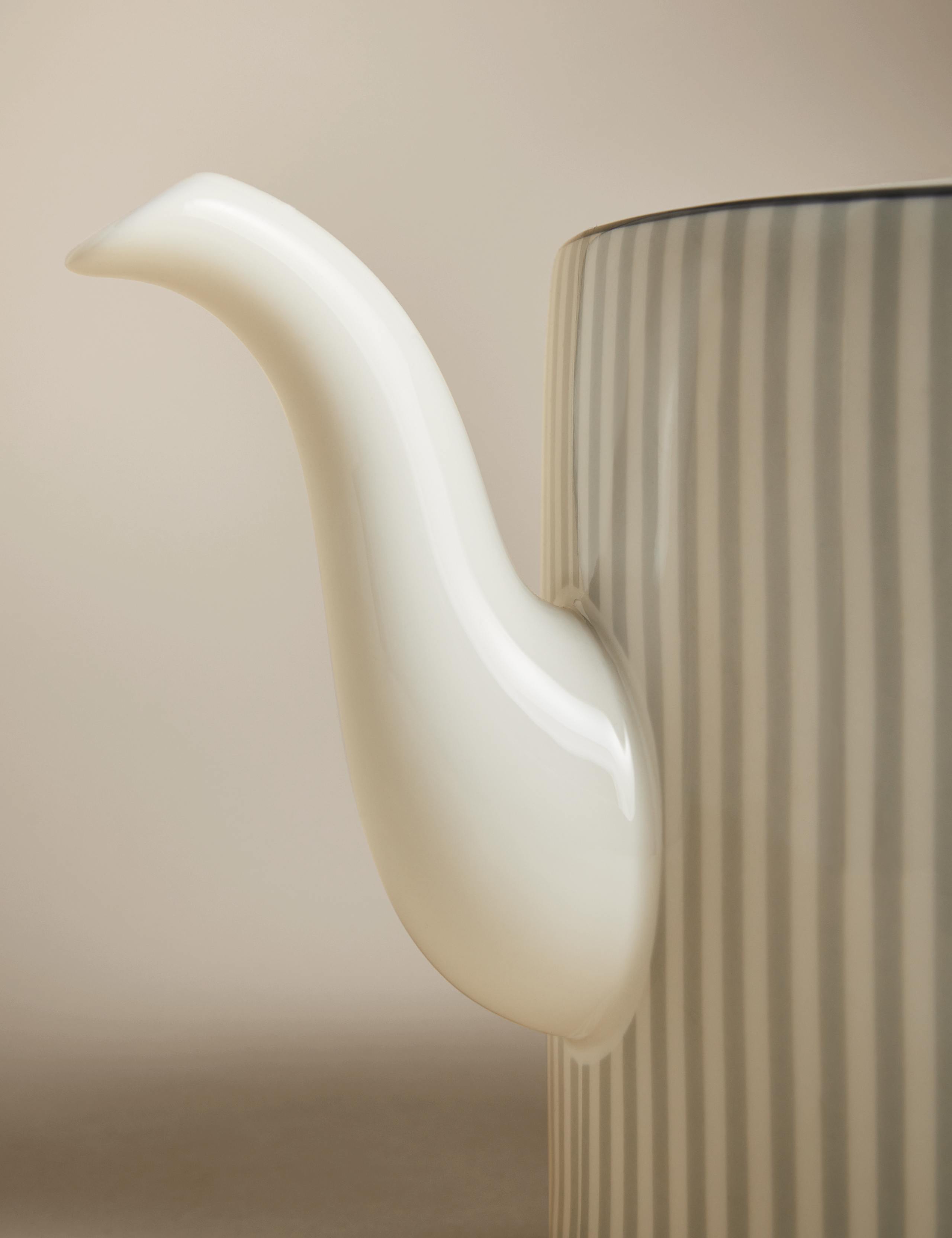 Hampton Teapot 3 of 3