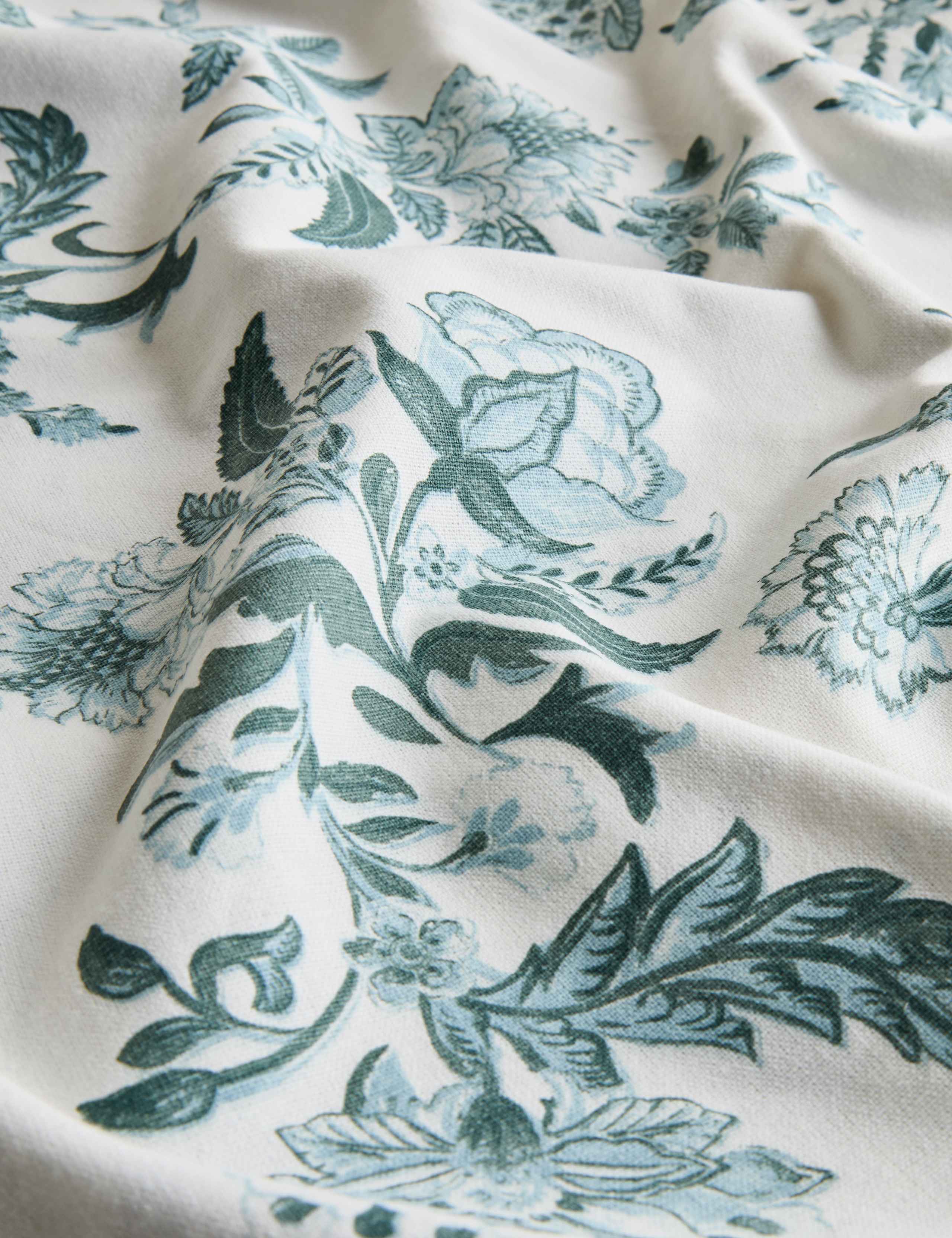 Pure Cotton Chintz Floral Tablecloth 4 of 7