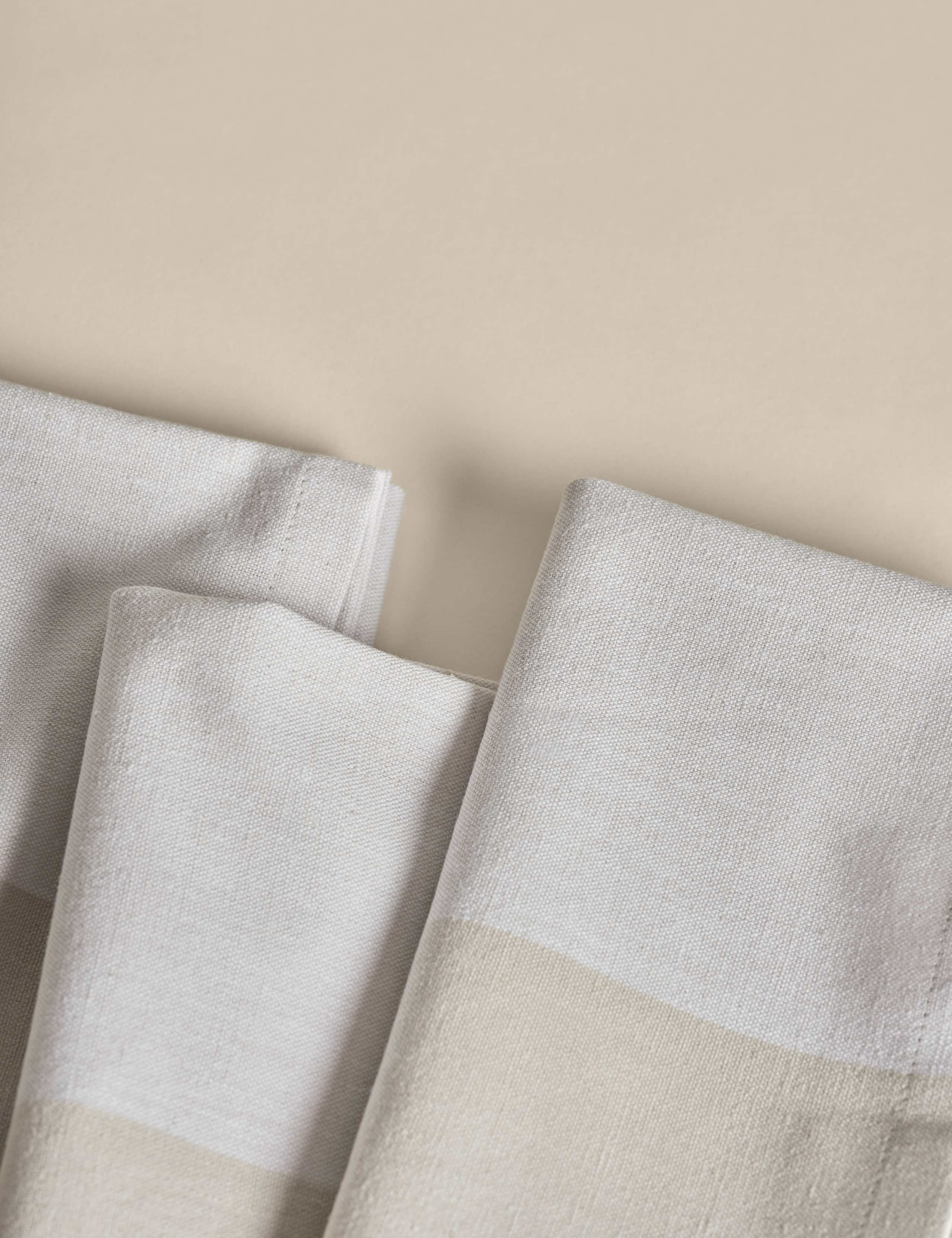 Set of 4 Woven Banded Napkins 3 of 9