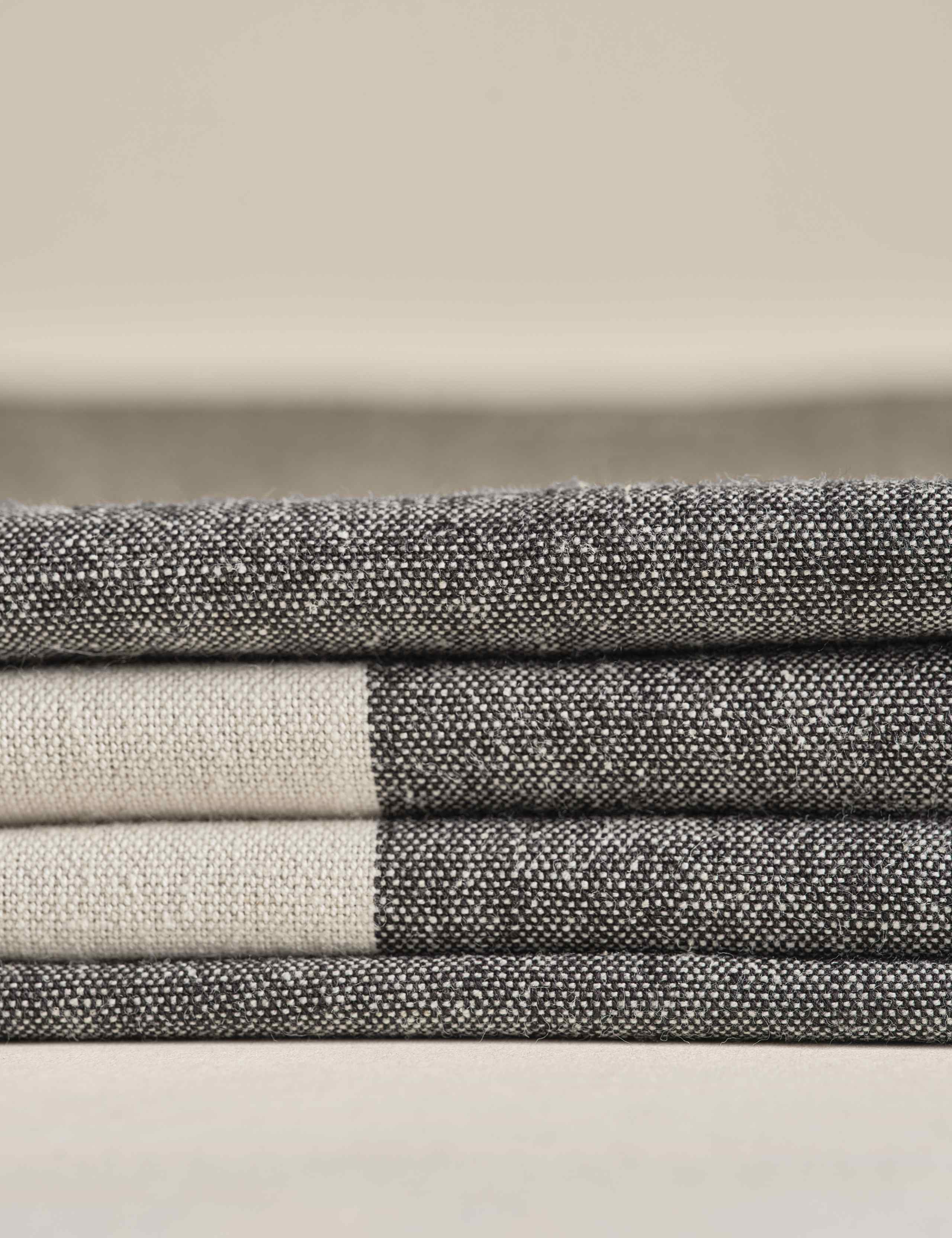 Woven Banded Table Cloth 3 of 5