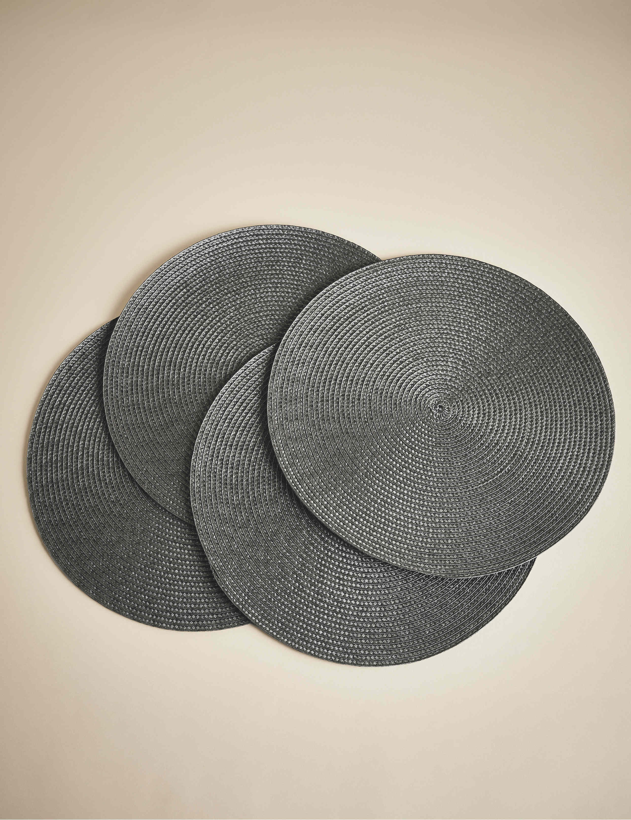 Set of 4 Round Woven Placemats 1 of 4