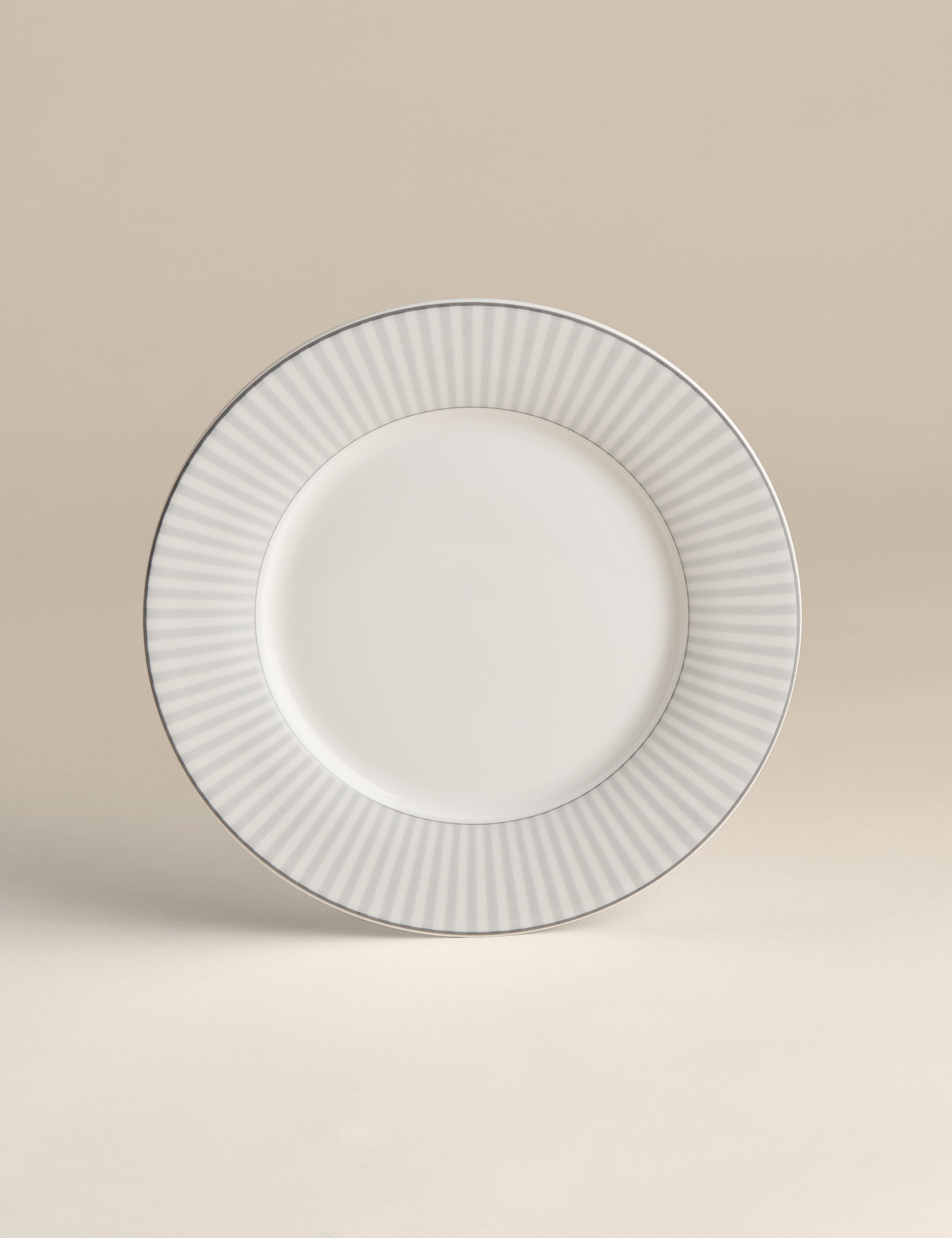 12 Piece Hampton Dinner Set 6 of 8