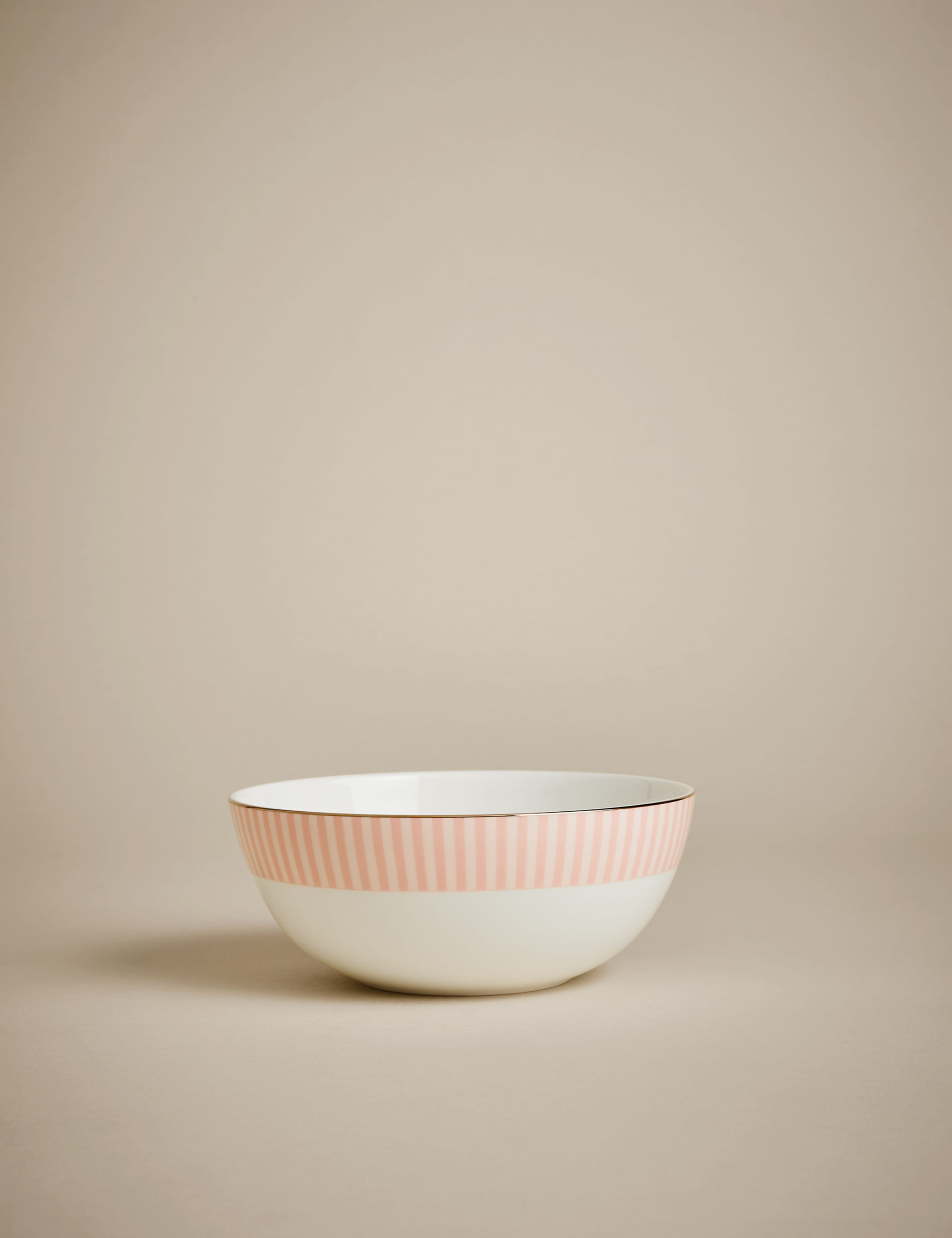 Set of 4 Hampton Cereal Bowls 2 of 5