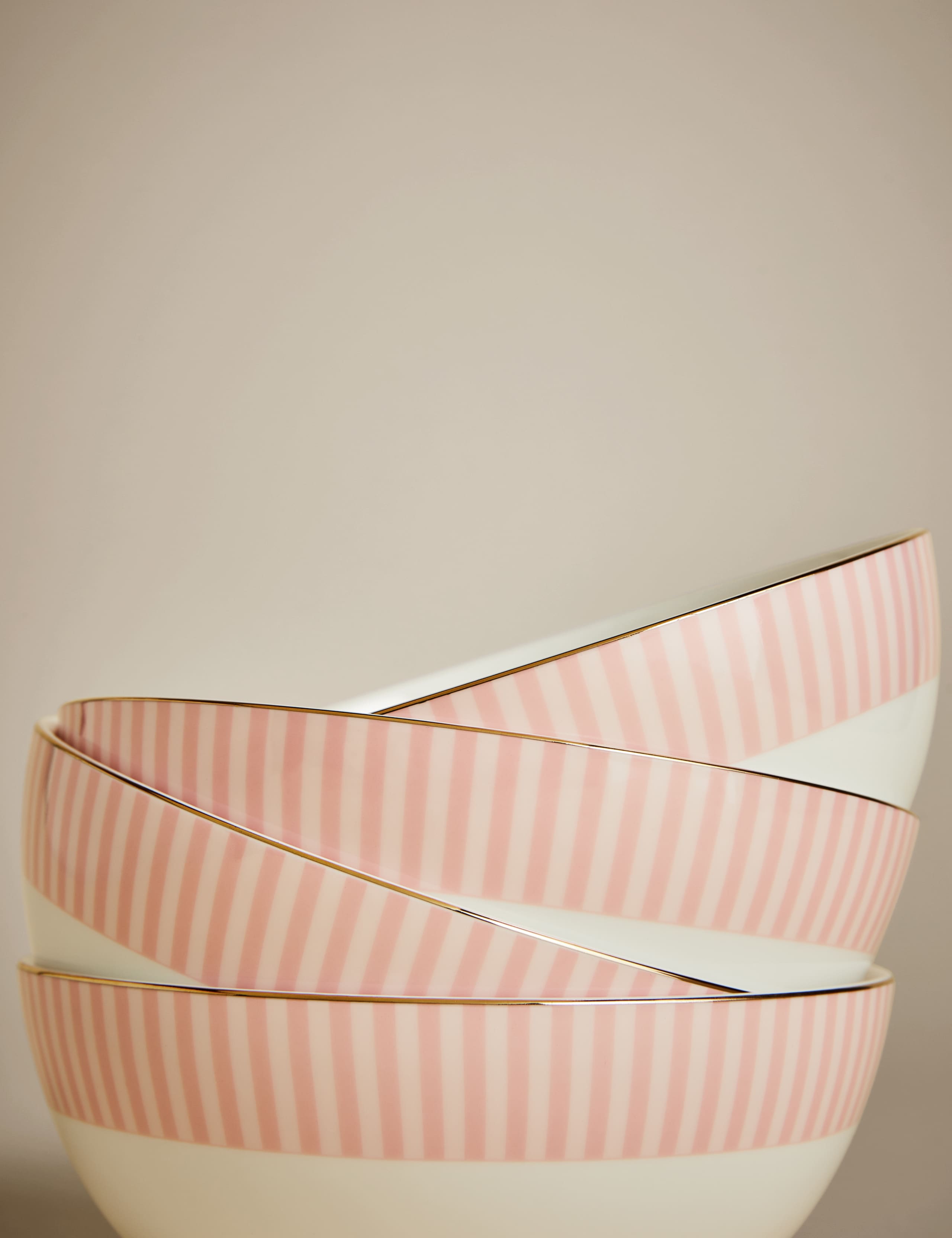 Set of 4 Hampton Cereal Bowls 5 of 5