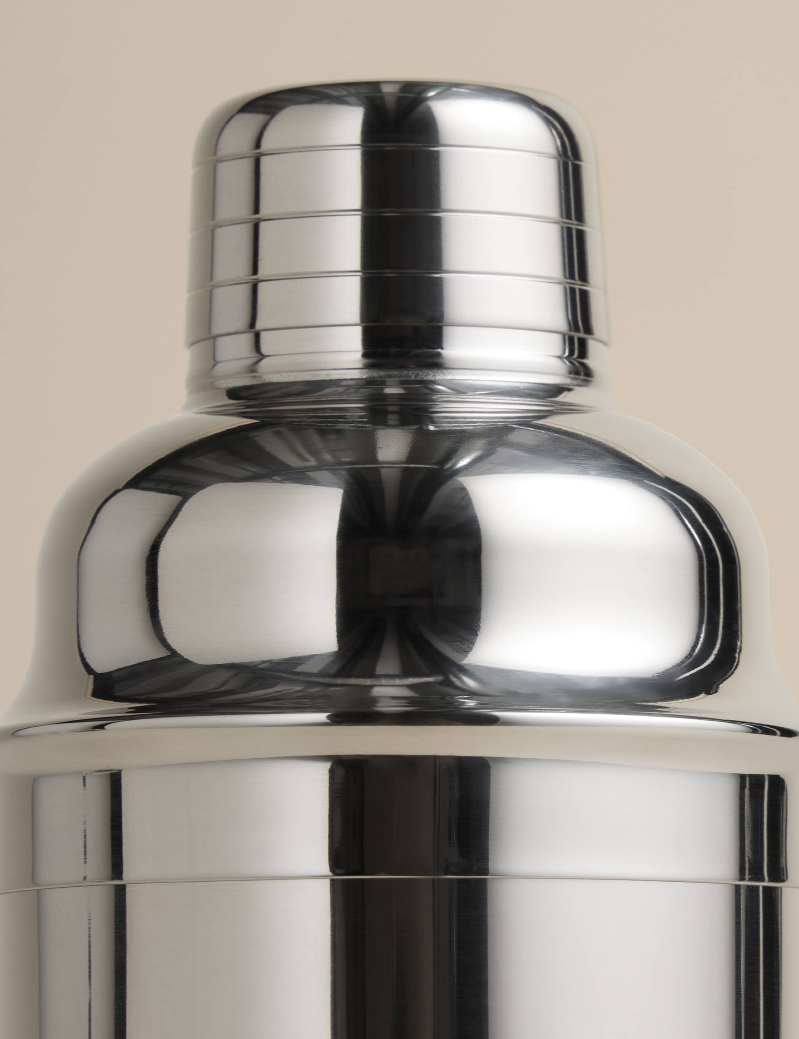 Cocktail Shaker 3 of 4