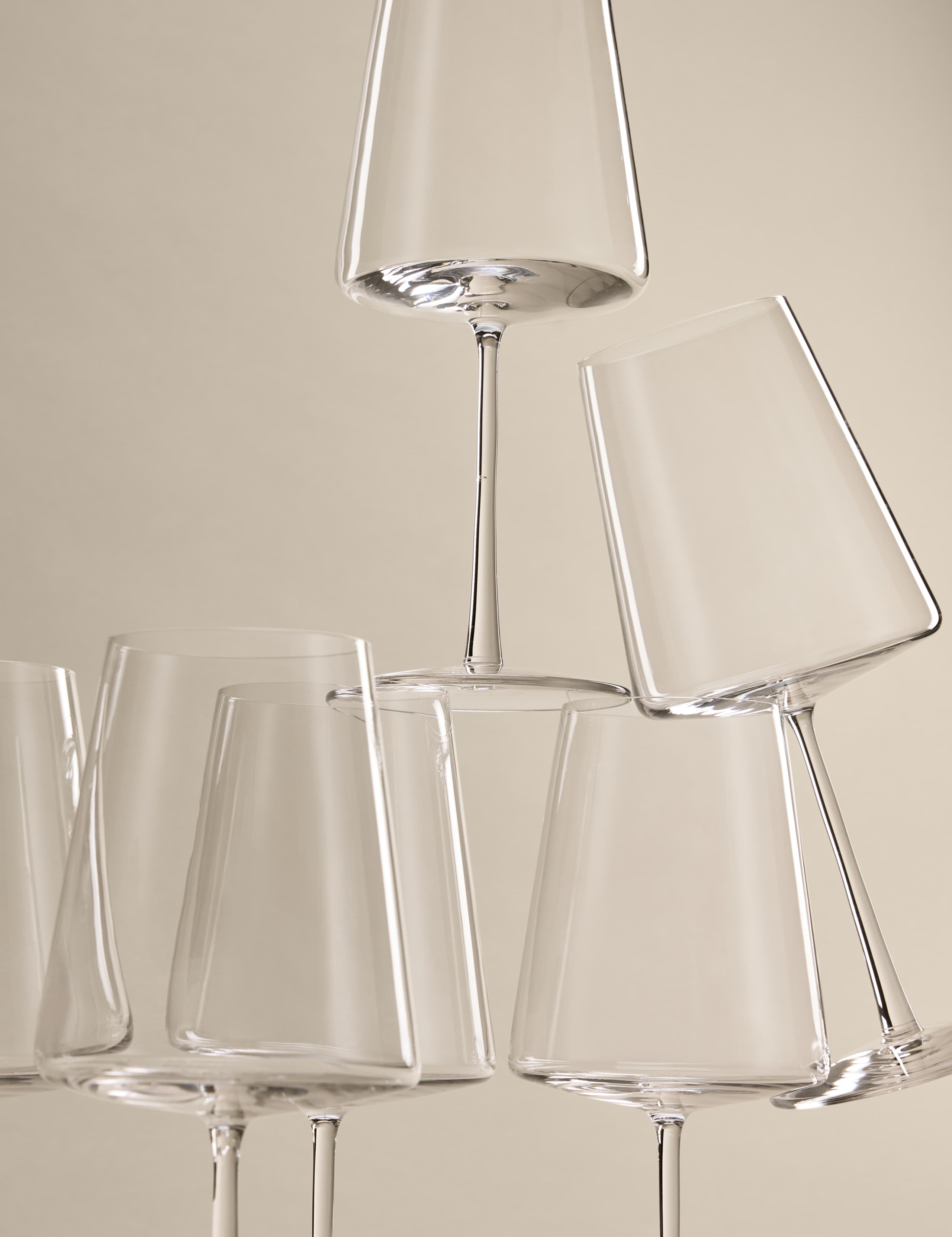 Set of 6 Modern Bordeaux Wine Glasses 5 of 6