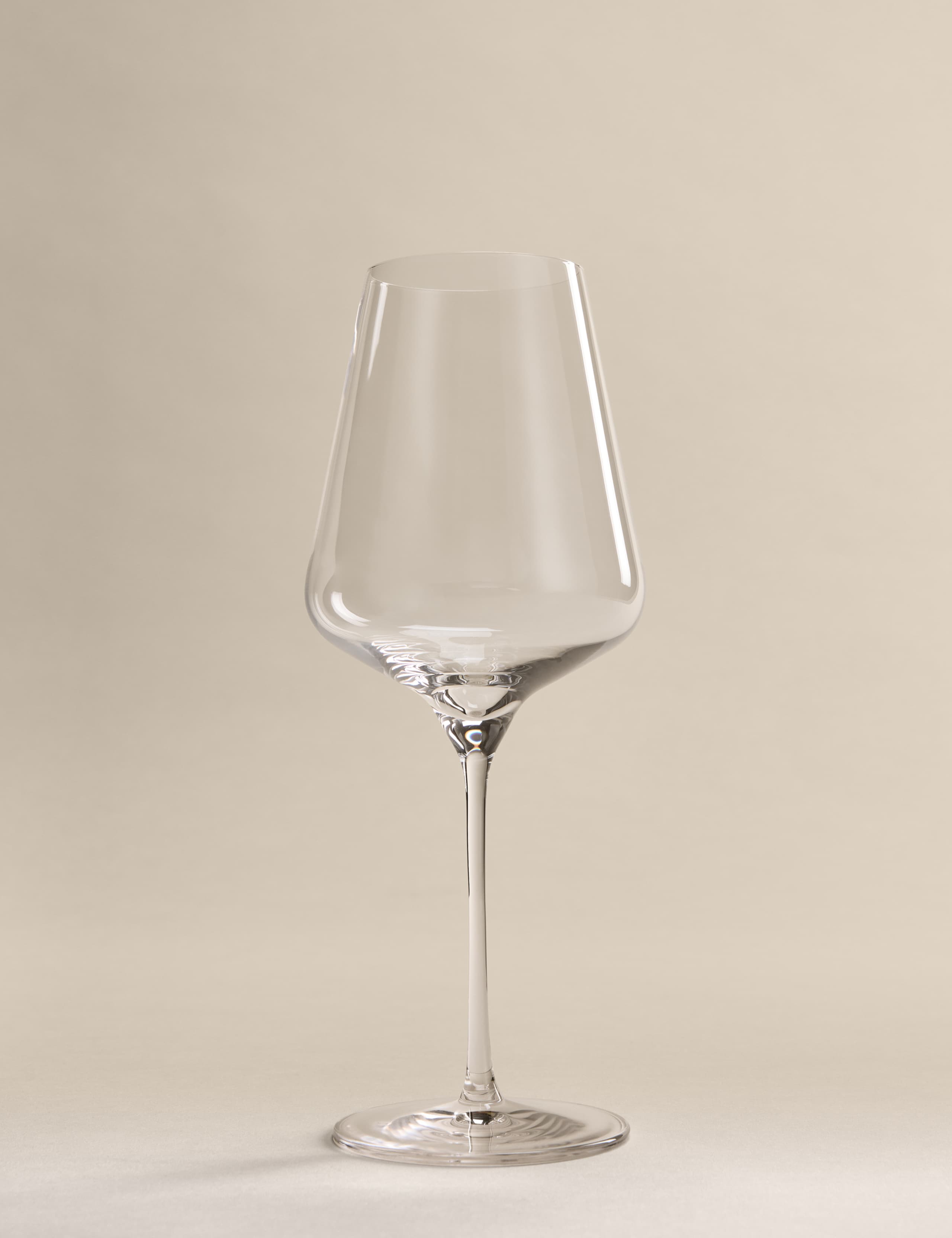 Set of 6 Classic Bordeaux Wine Glasses 3 of 6