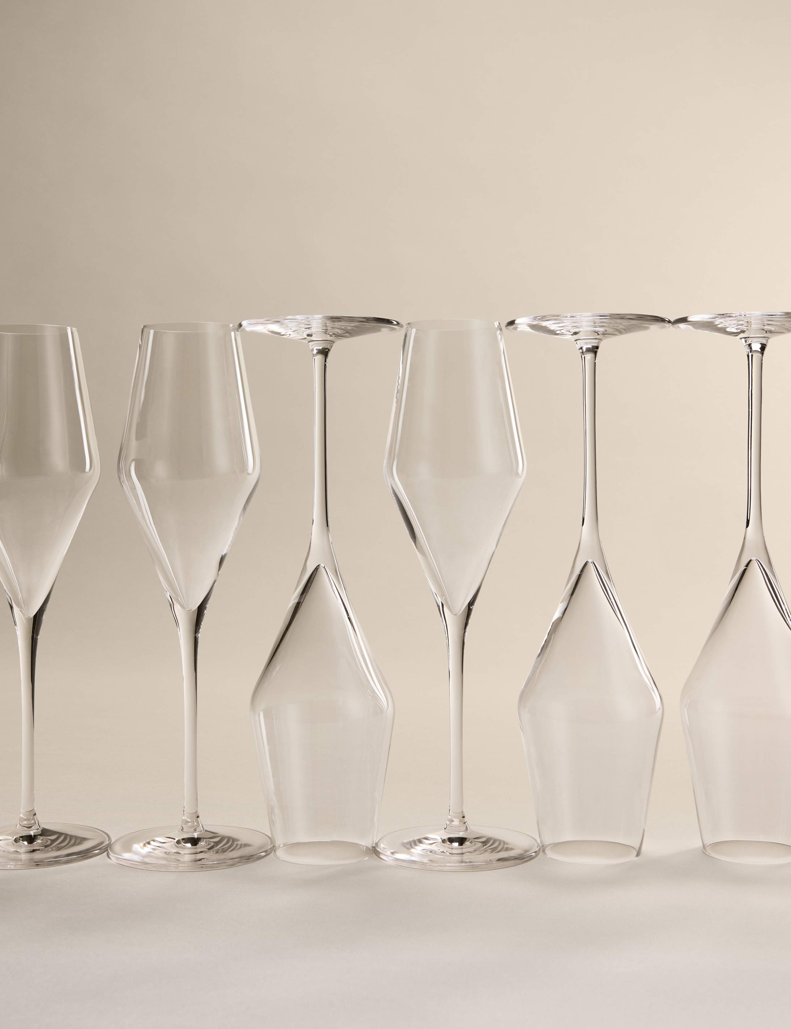 Set of 6 Classic Champagne Flutes 5 of 6