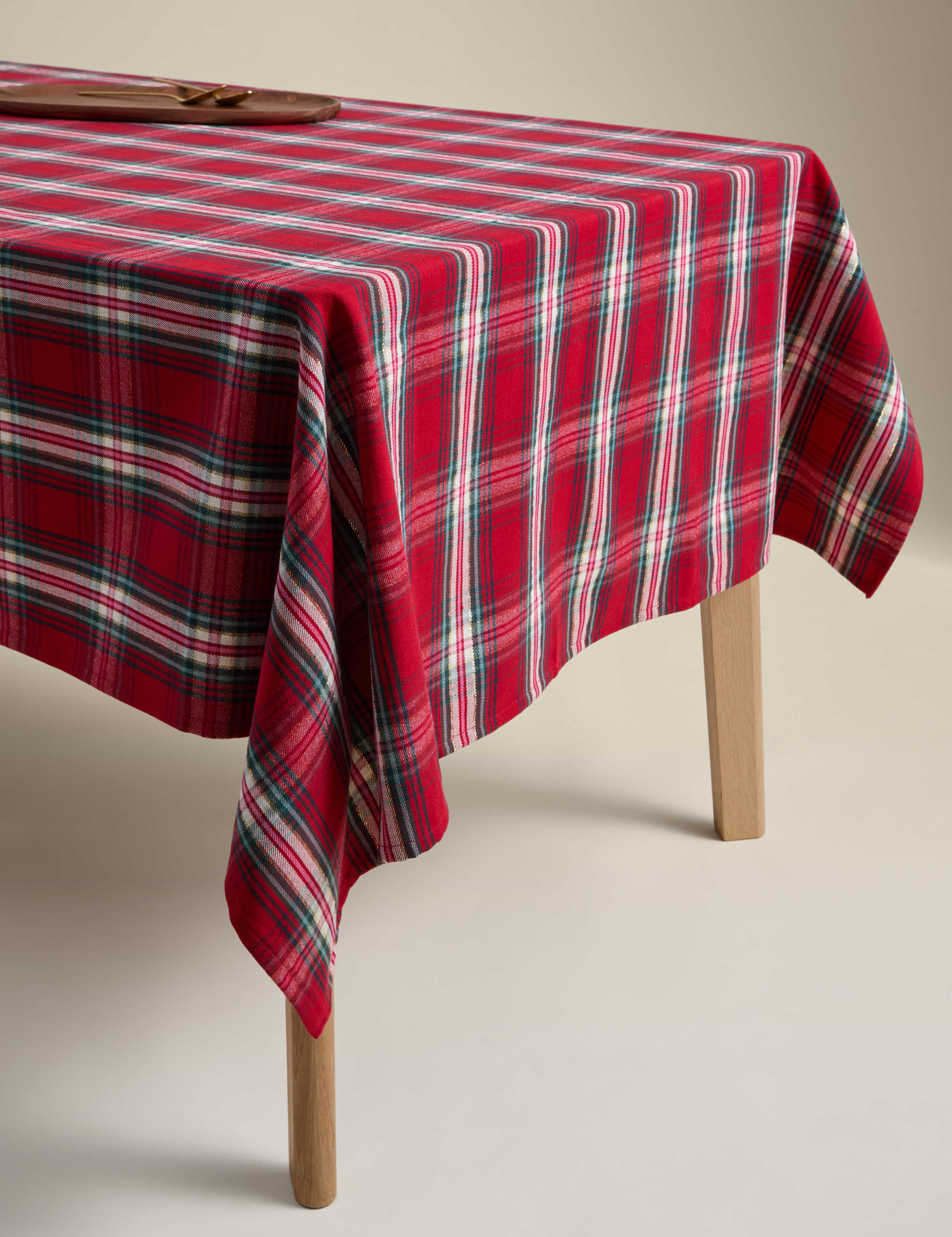 Cotton Rich Tartan Tablecloth 1 of 4