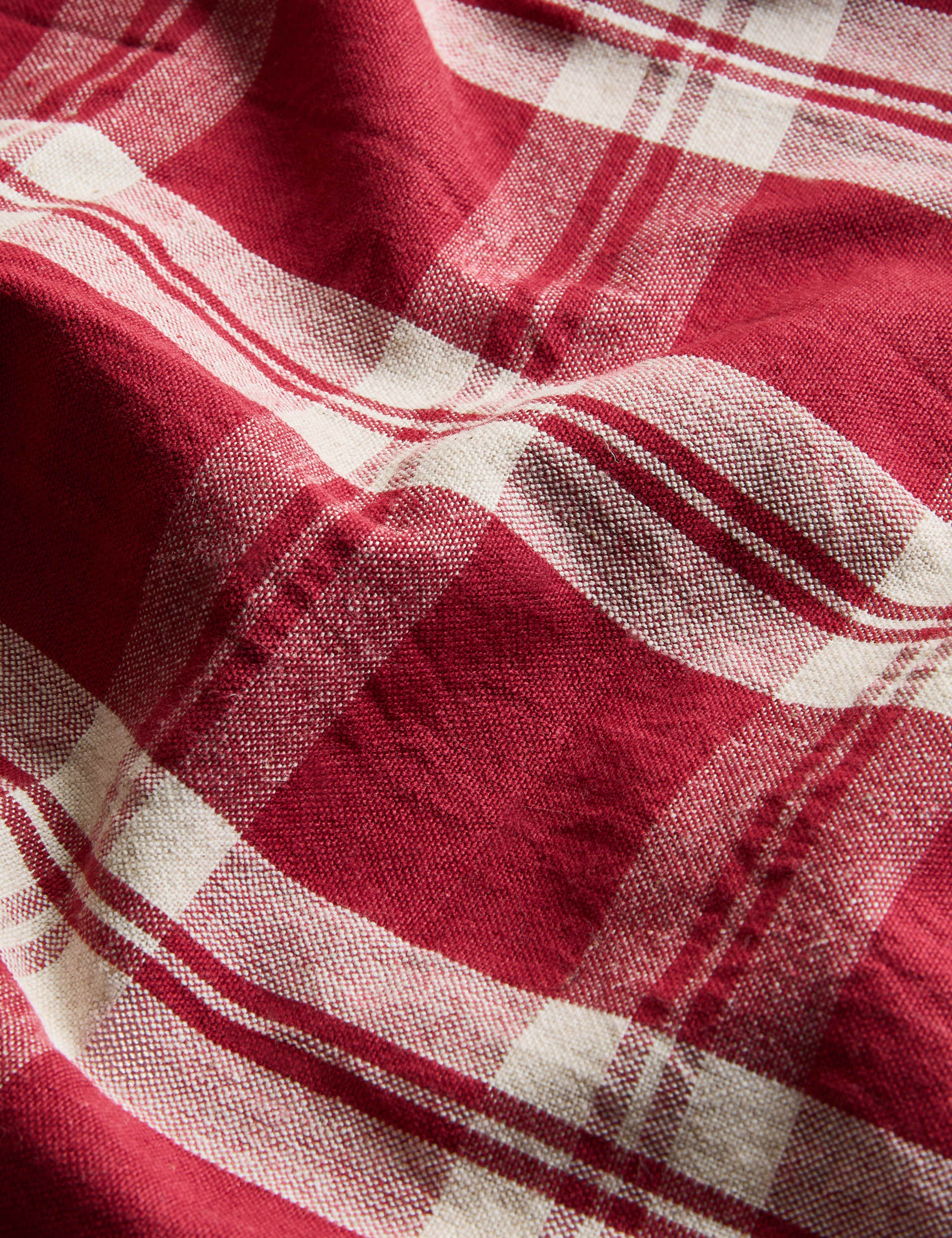 Cotton Rich Checked Christmas Tablecloth 4 of 4