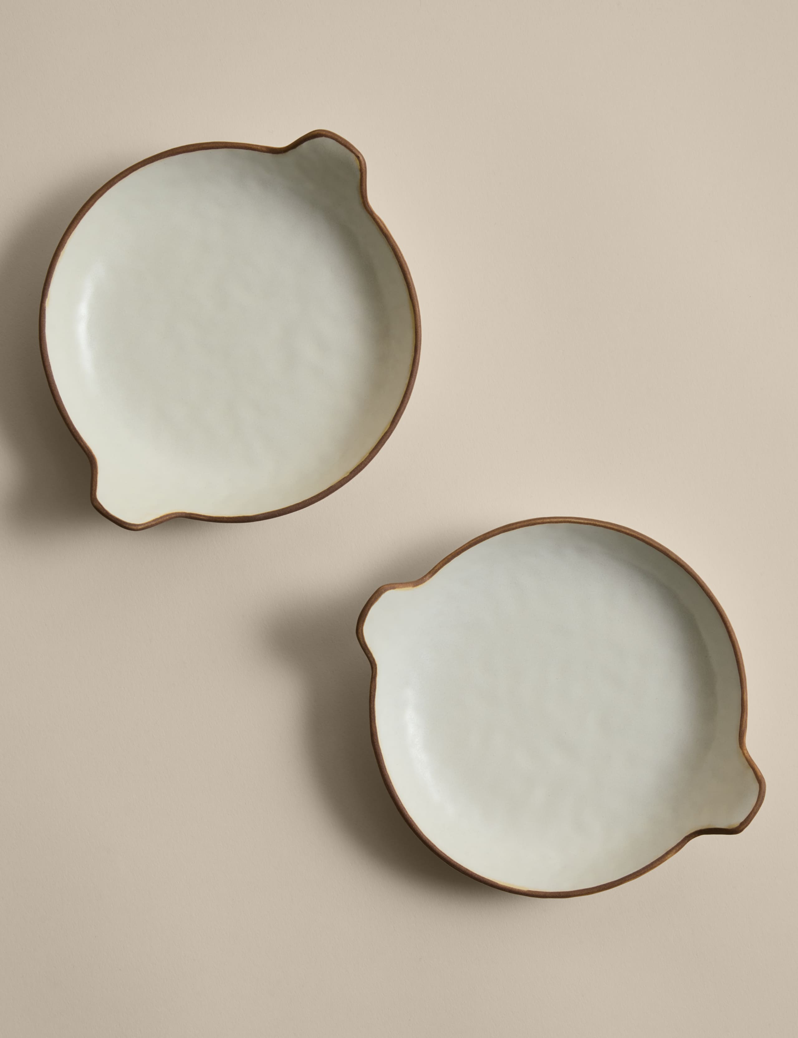 Set of 2 Picky Bits Small Handle Plates 1 of 4