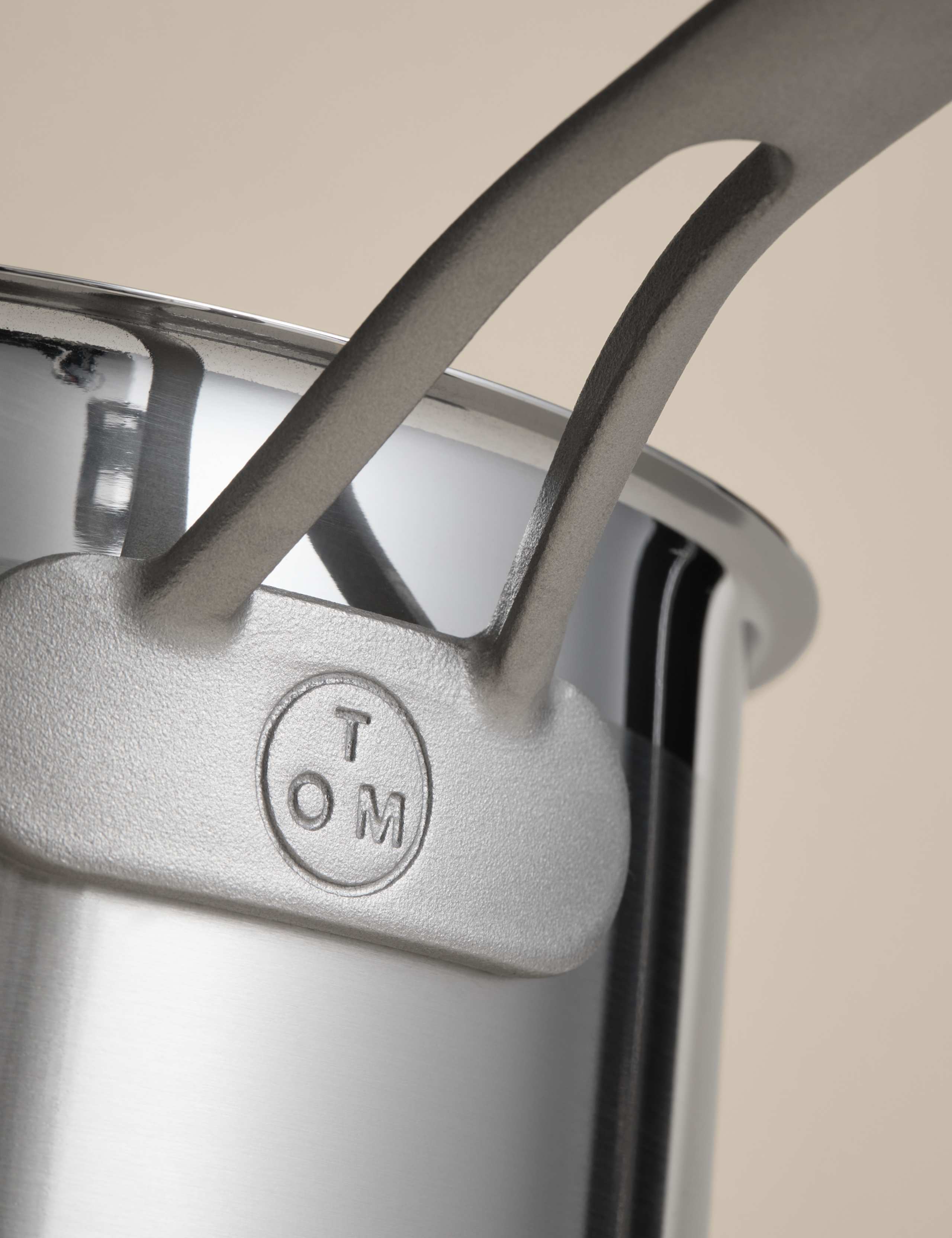 Stainless Steel 18cm Saucepan 3 of 7