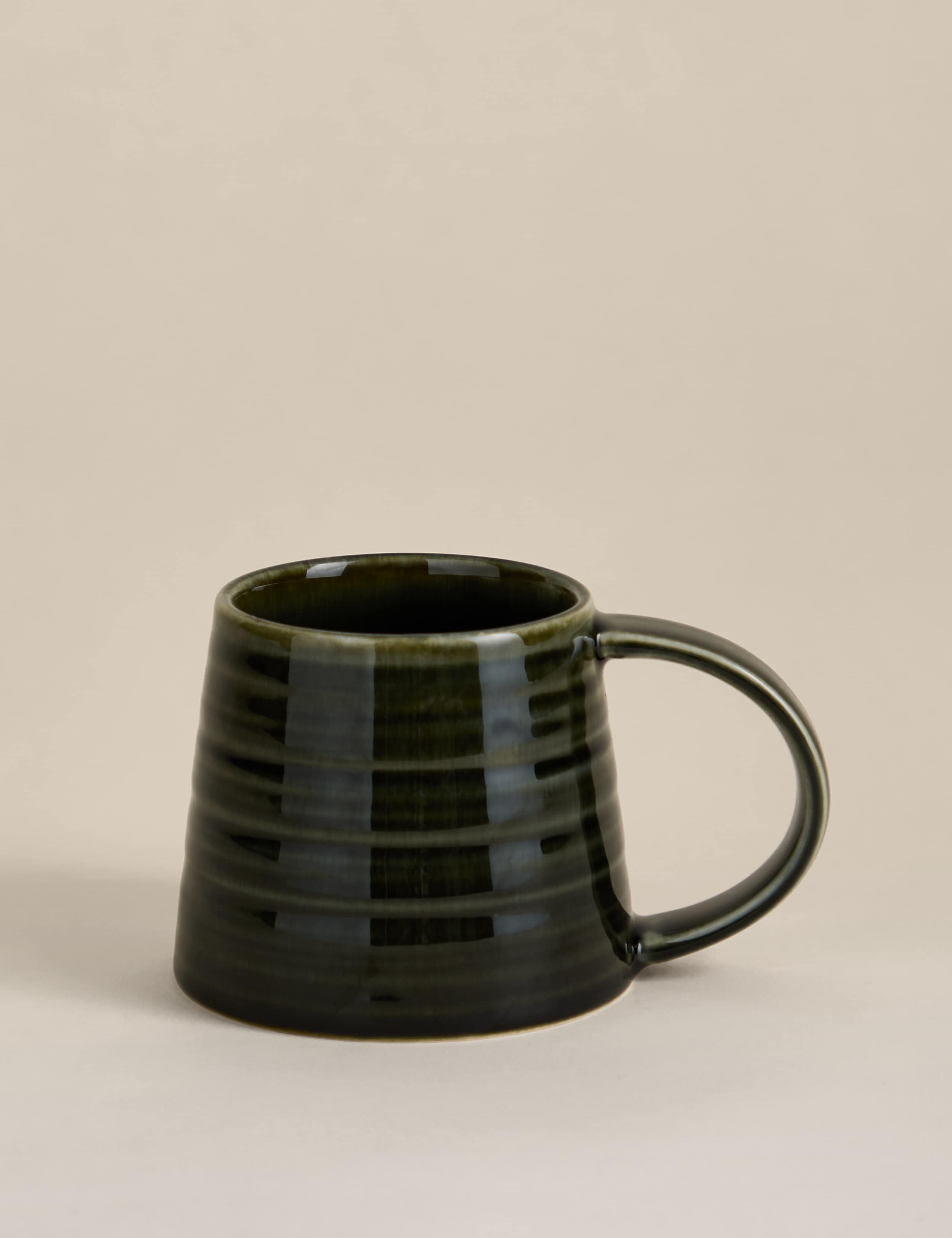Horizontal Soft Rib Mug 1 of 3