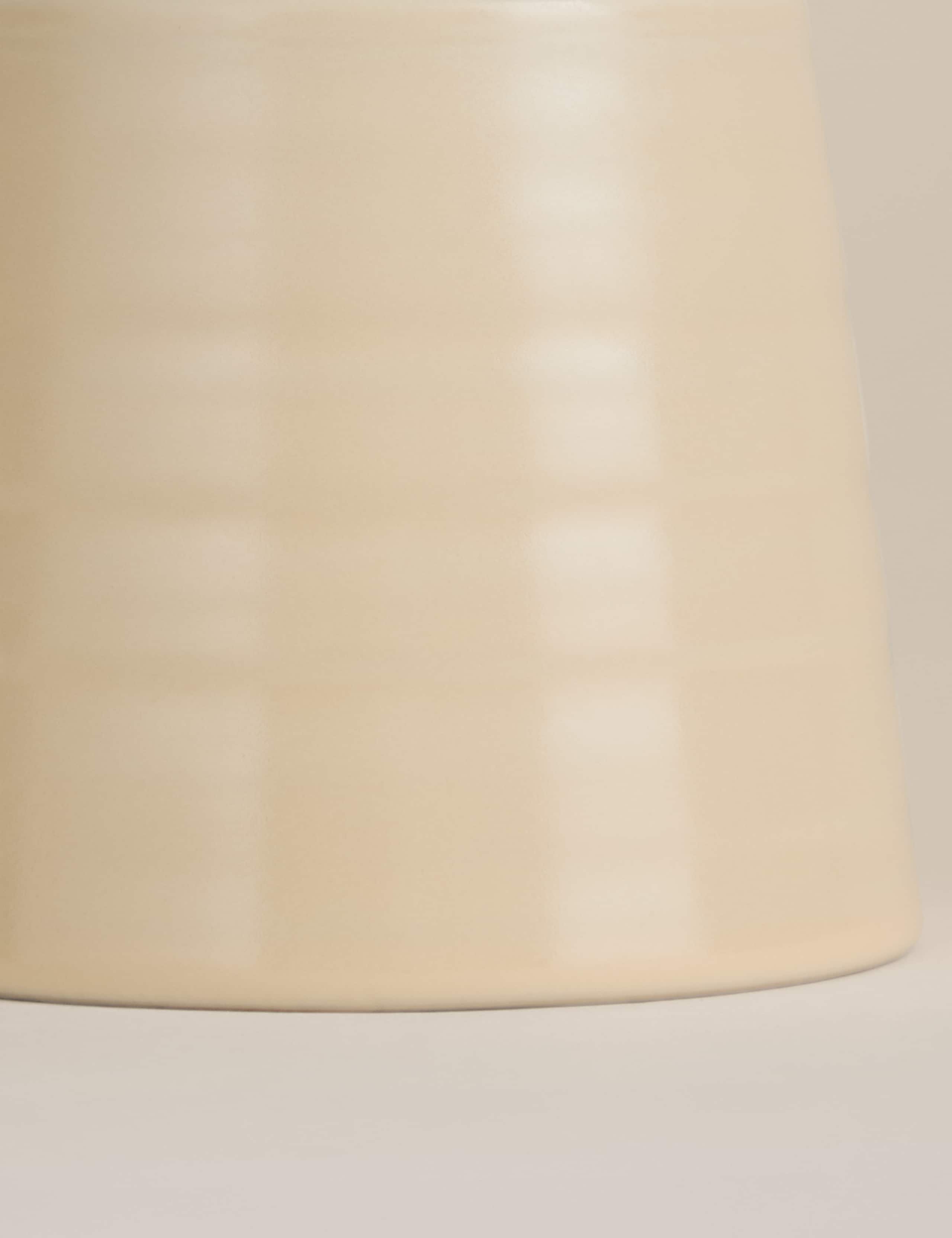 Horizontal Soft Rib Mug 2 of 3