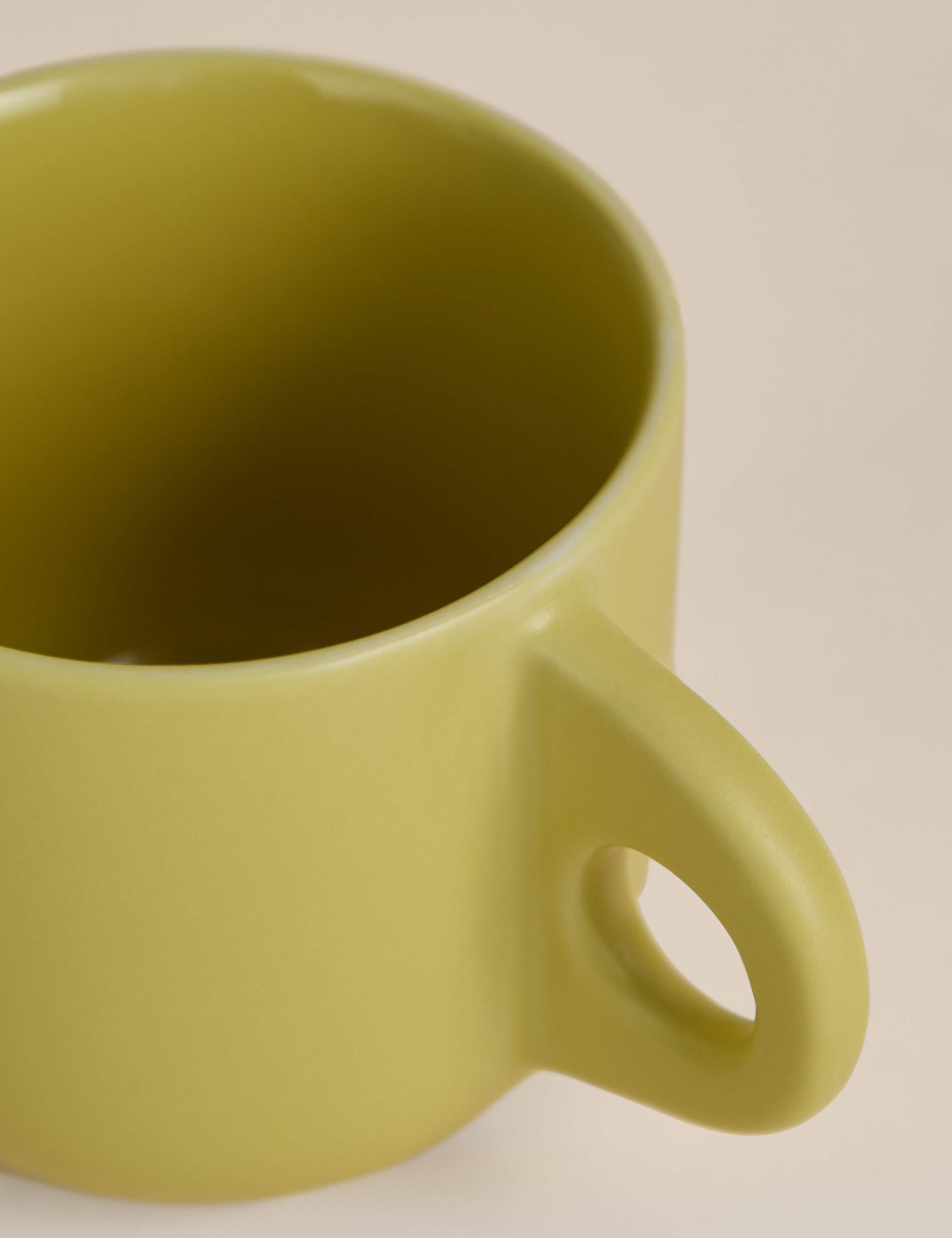 Small Circular Handle Mug 3 of 3