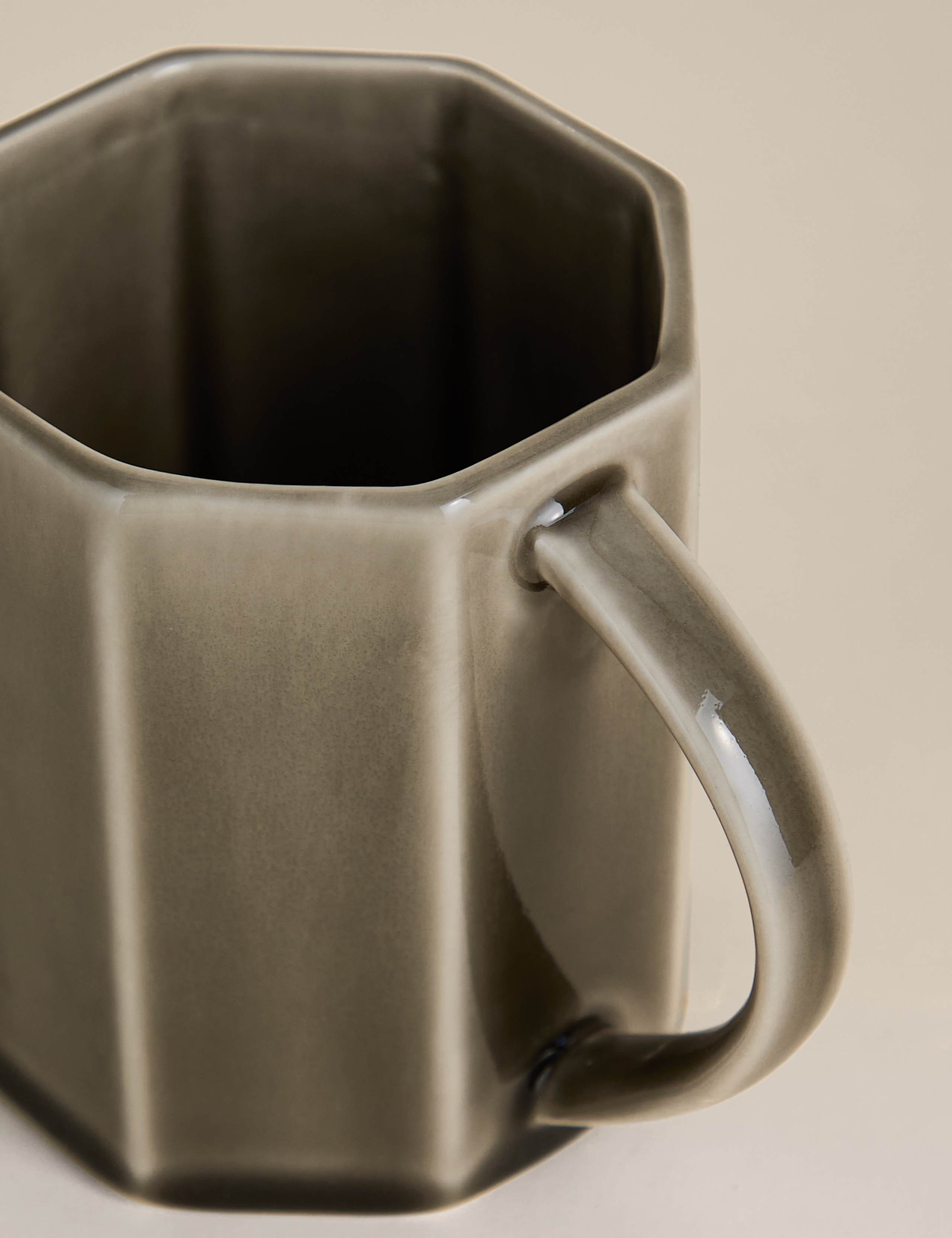 Panelled Tankard Mug 3 of 3
