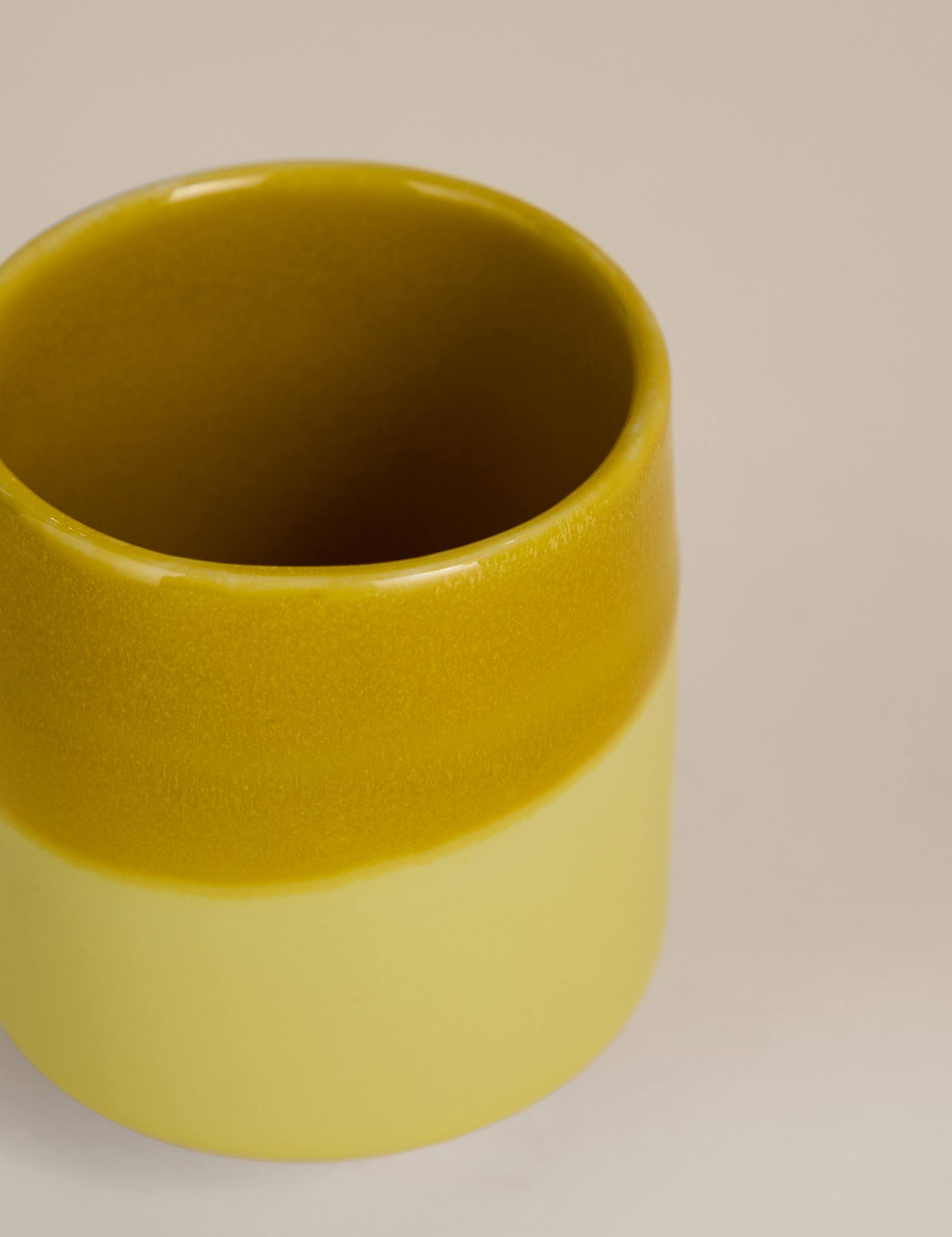 Reactive Glaze Handleless Cup 3 of 3