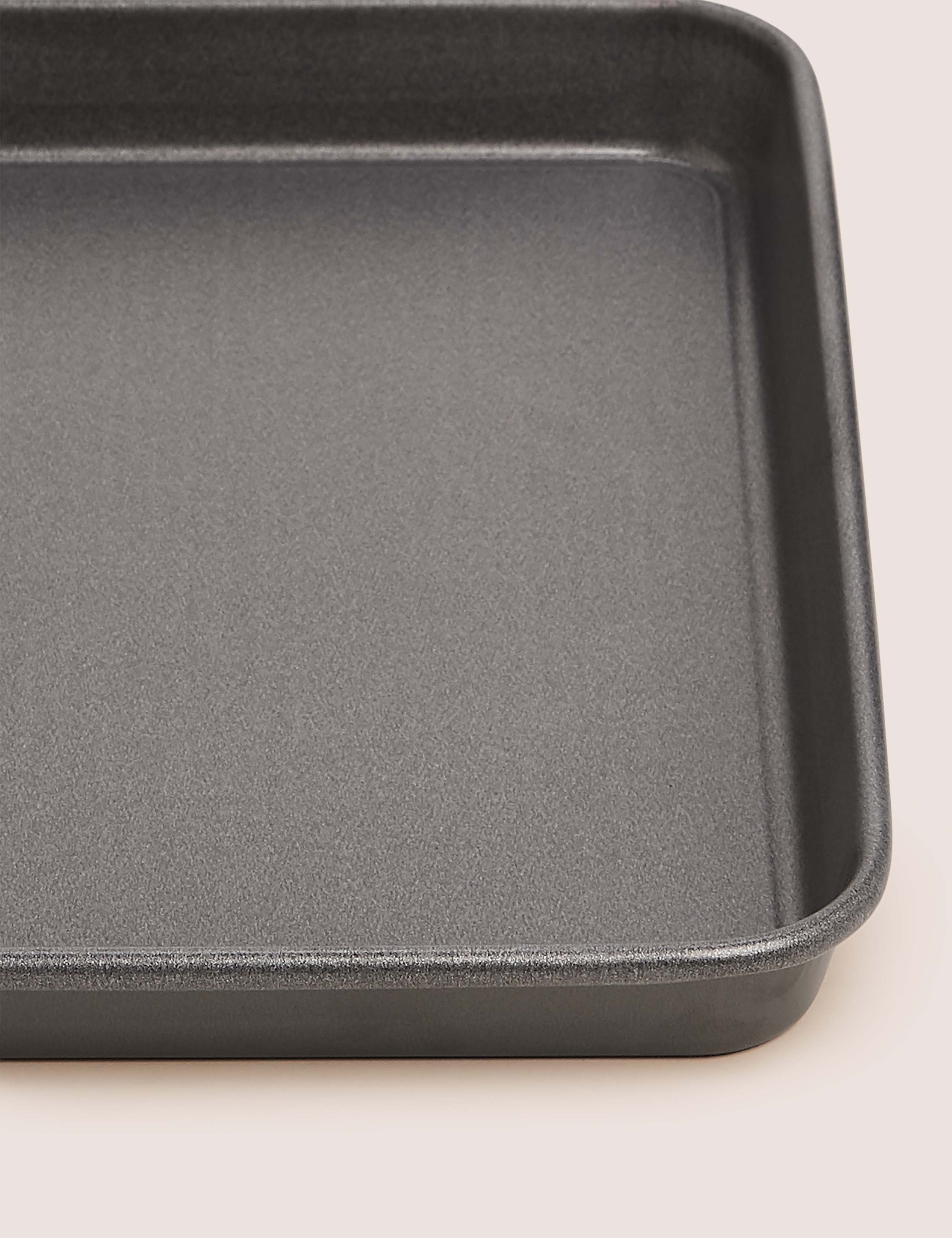 Set of 3 Carbon Steel Roasting Trays 4 of 5