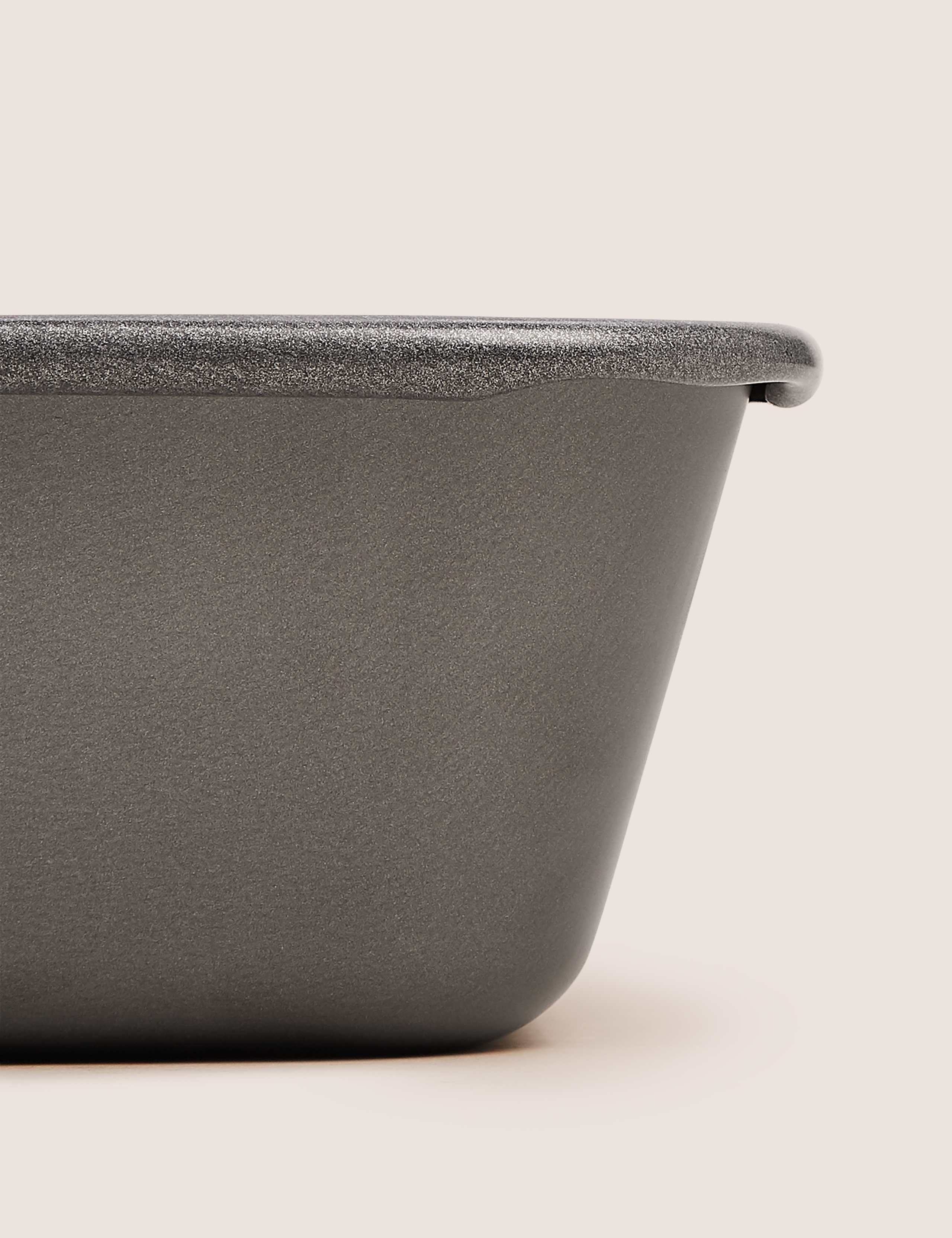 Set of 3 Carbon Steel Roasting Trays 2 of 5