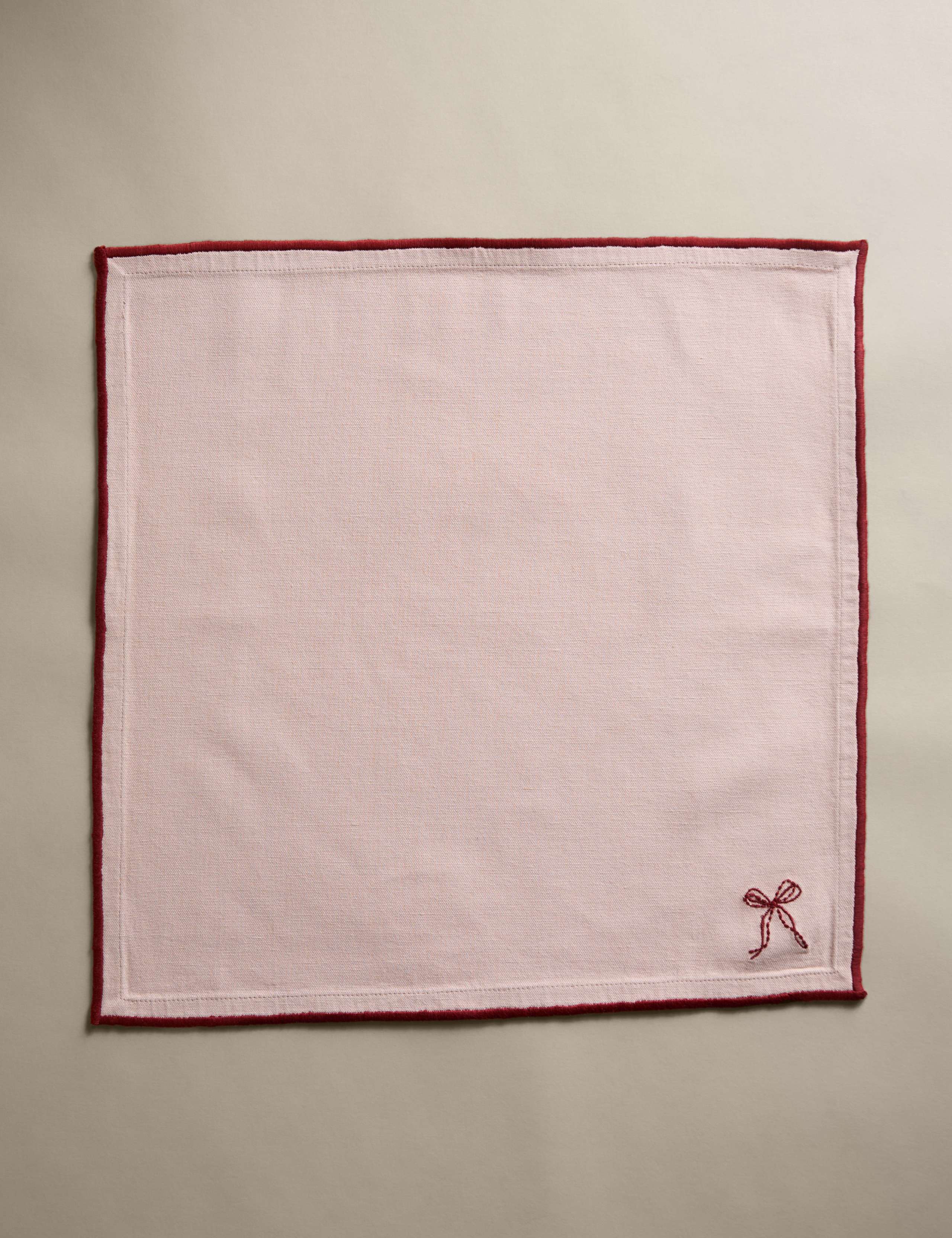 Set of 4 Pure Cotton Bow Napkins 4 of 5