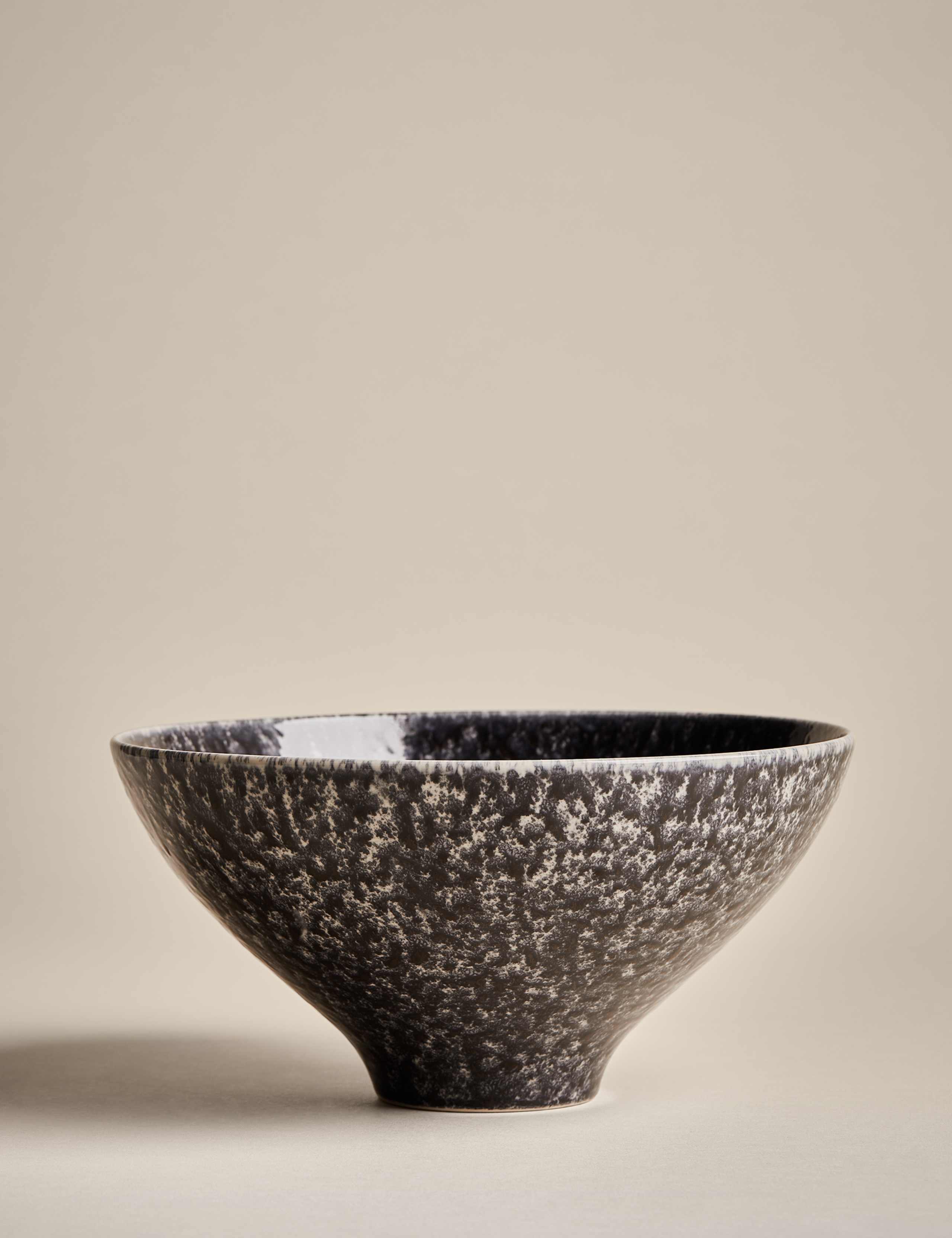 Reactive Serving Bowl 2 of 5