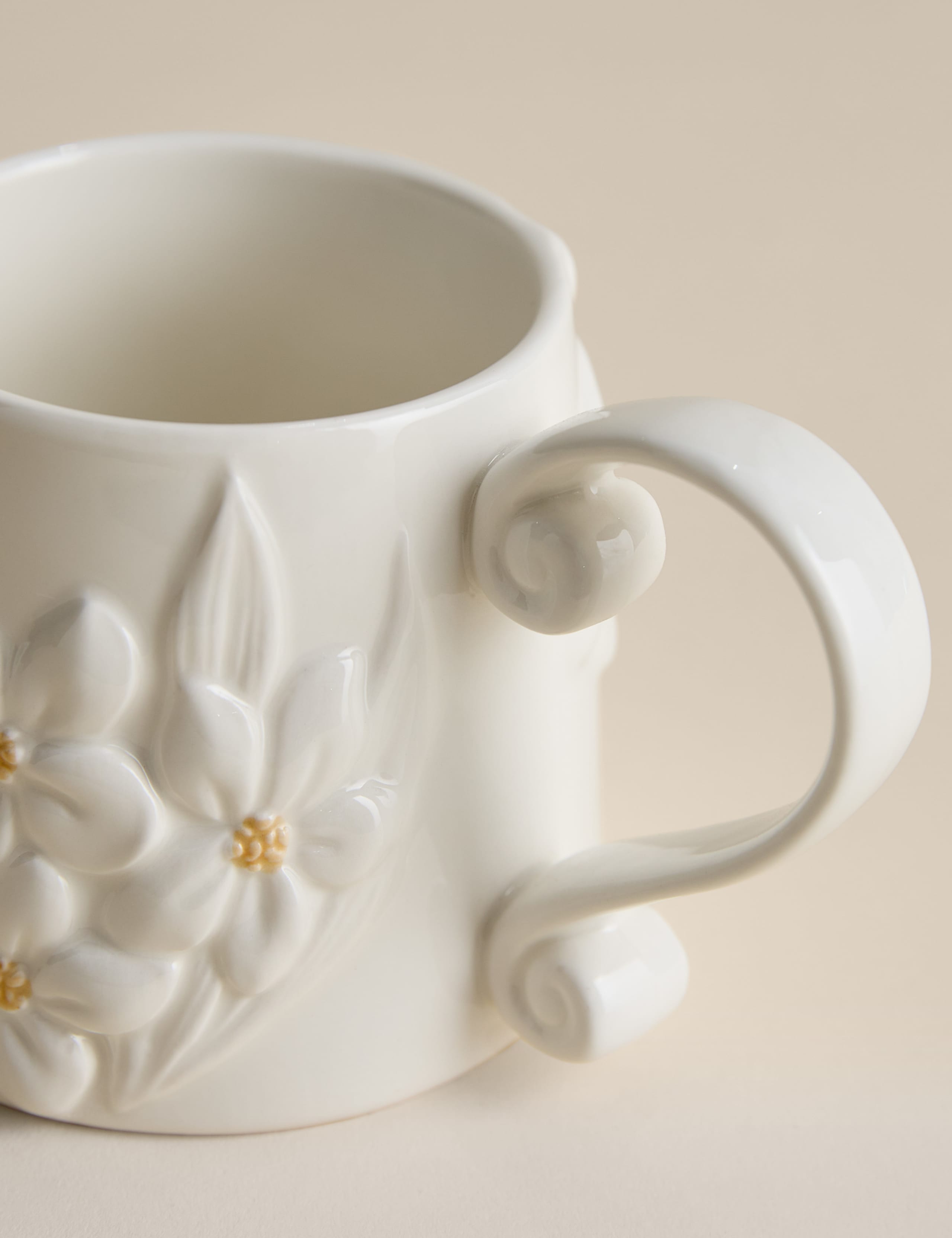 3D Flower Mug 3 of 3